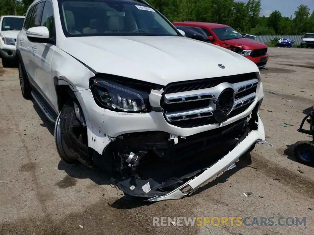 9 Photograph of a damaged car 4JGFF5KE1LA252901 MERCEDES-BENZ GLS-CLASS 2020