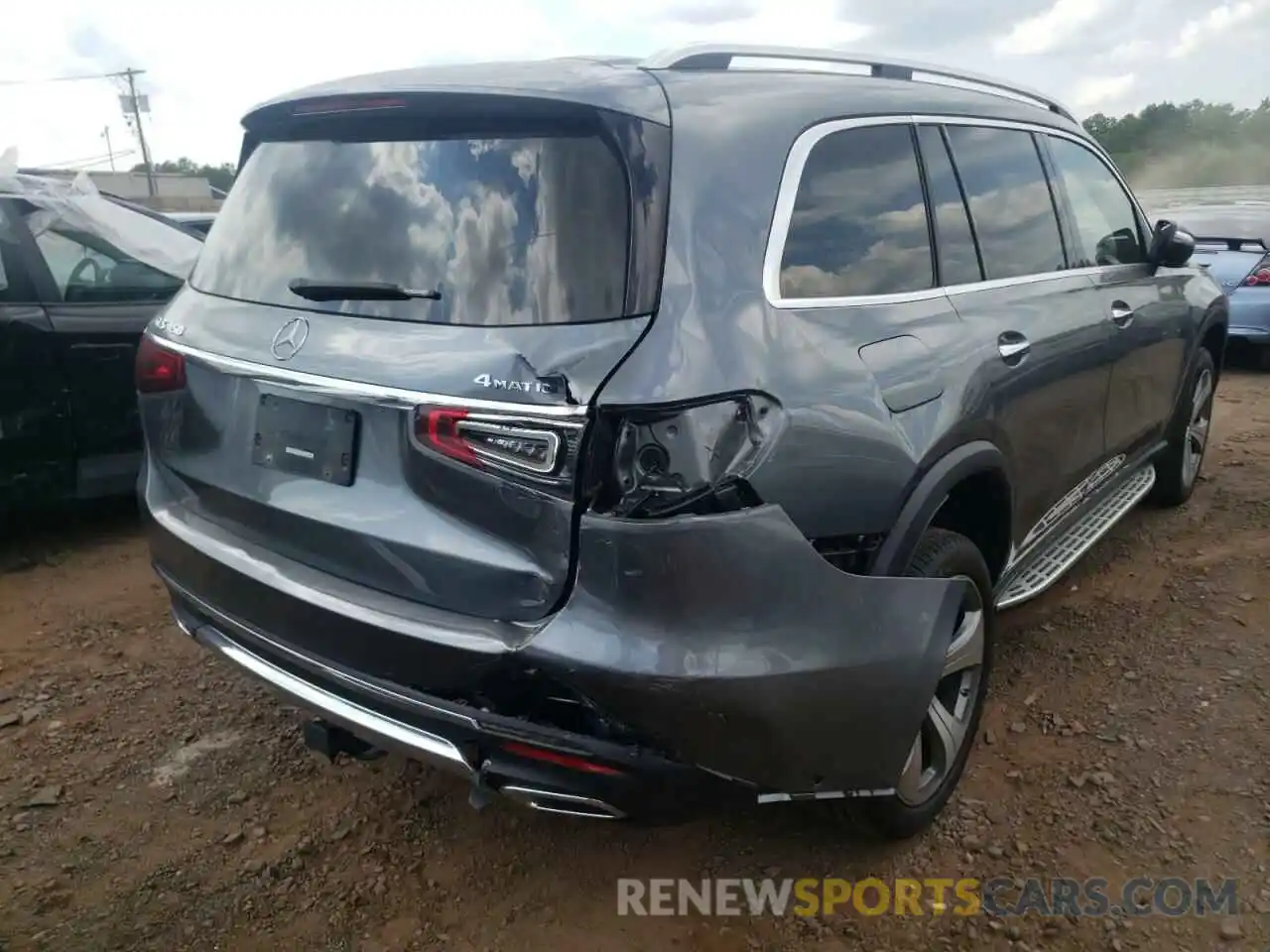 4 Photograph of a damaged car 4JGFF5KE1LA254972 MERCEDES-BENZ GLS-CLASS 2020