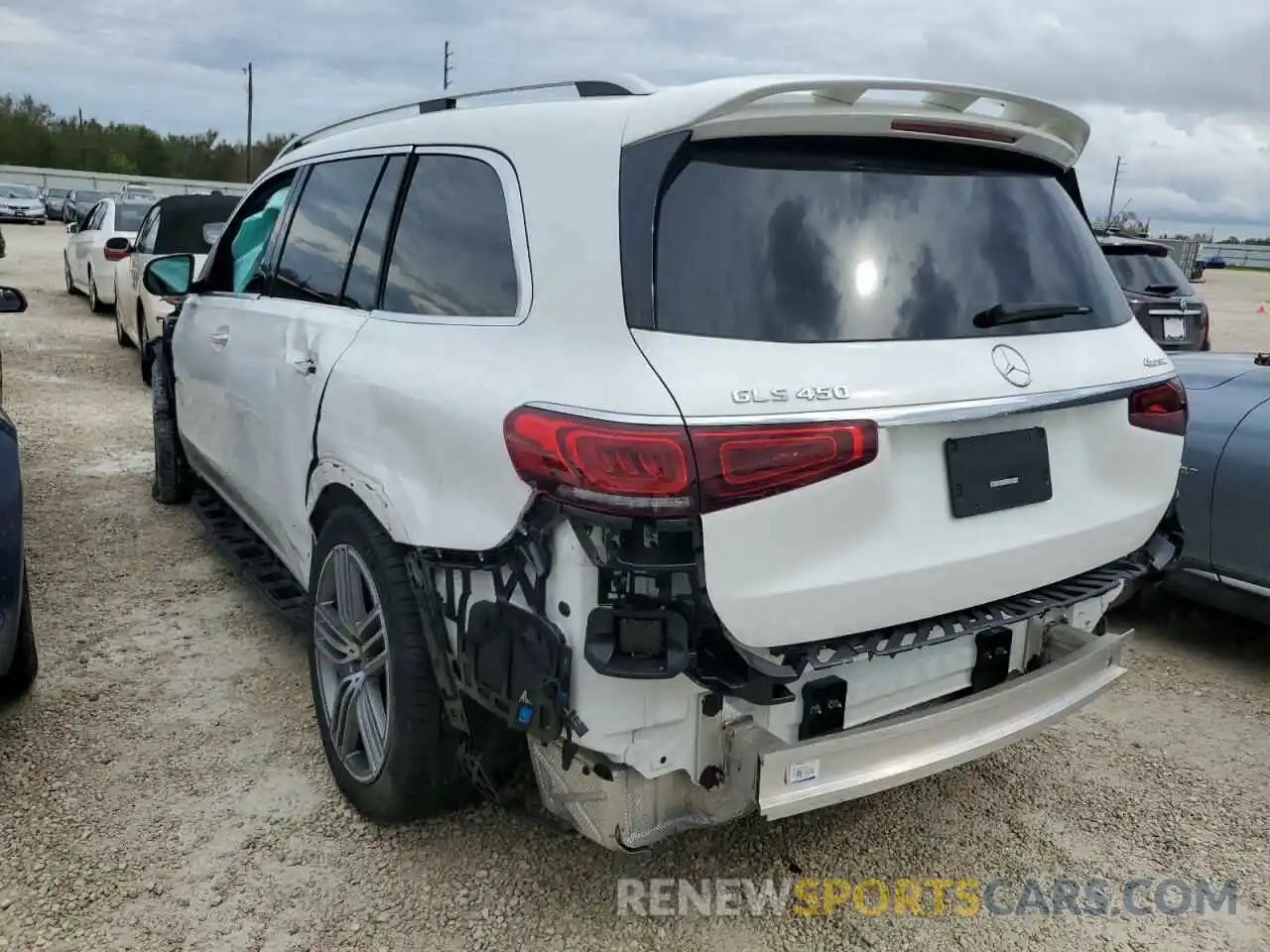 3 Photograph of a damaged car 4JGFF5KE3LA143663 MERCEDES-BENZ GLS-CLASS 2020