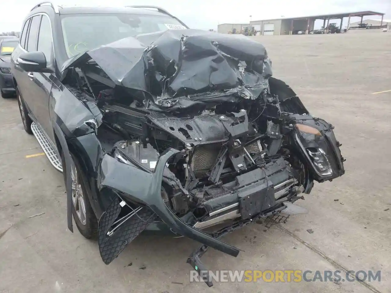 9 Photograph of a damaged car 4JGFF5KE3LA272552 MERCEDES-BENZ GLS-CLASS 2020