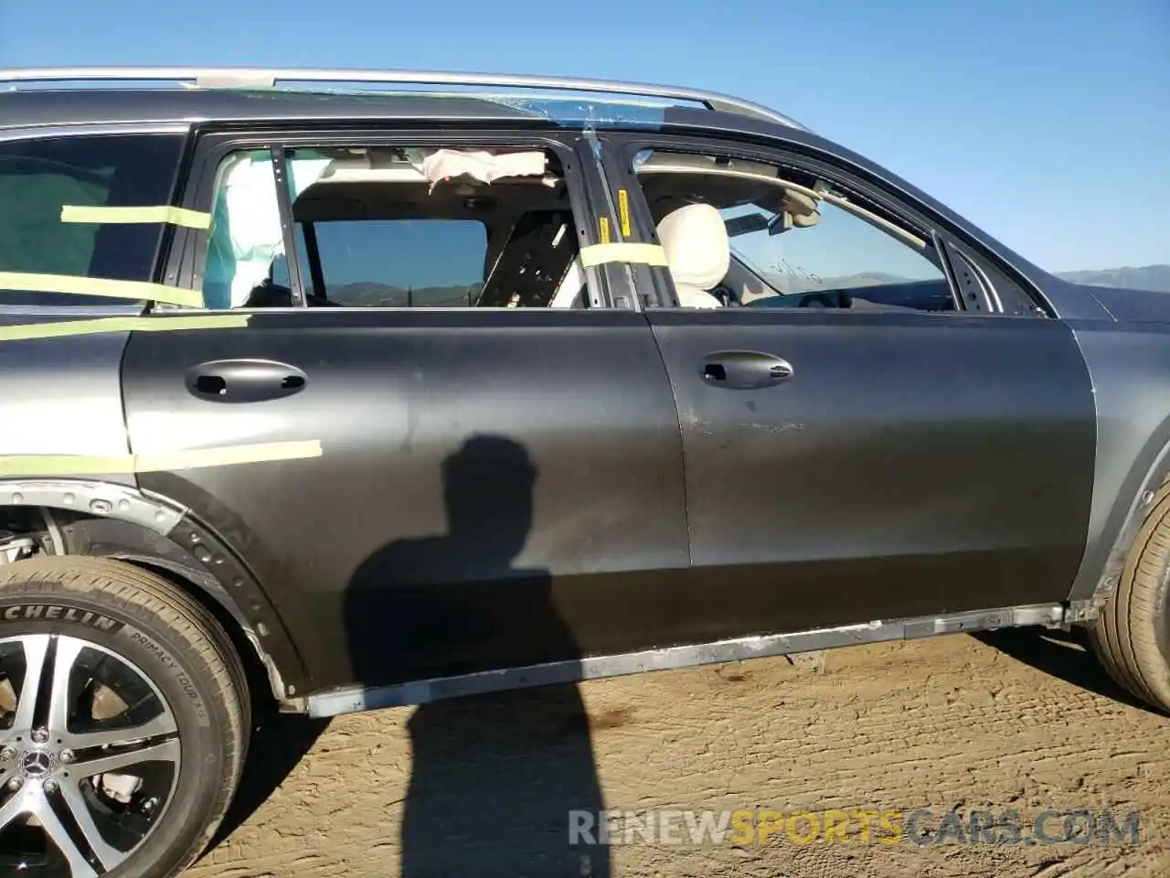 9 Photograph of a damaged car 4JGFF5KE4LA126855 MERCEDES-BENZ GLS-CLASS 2020