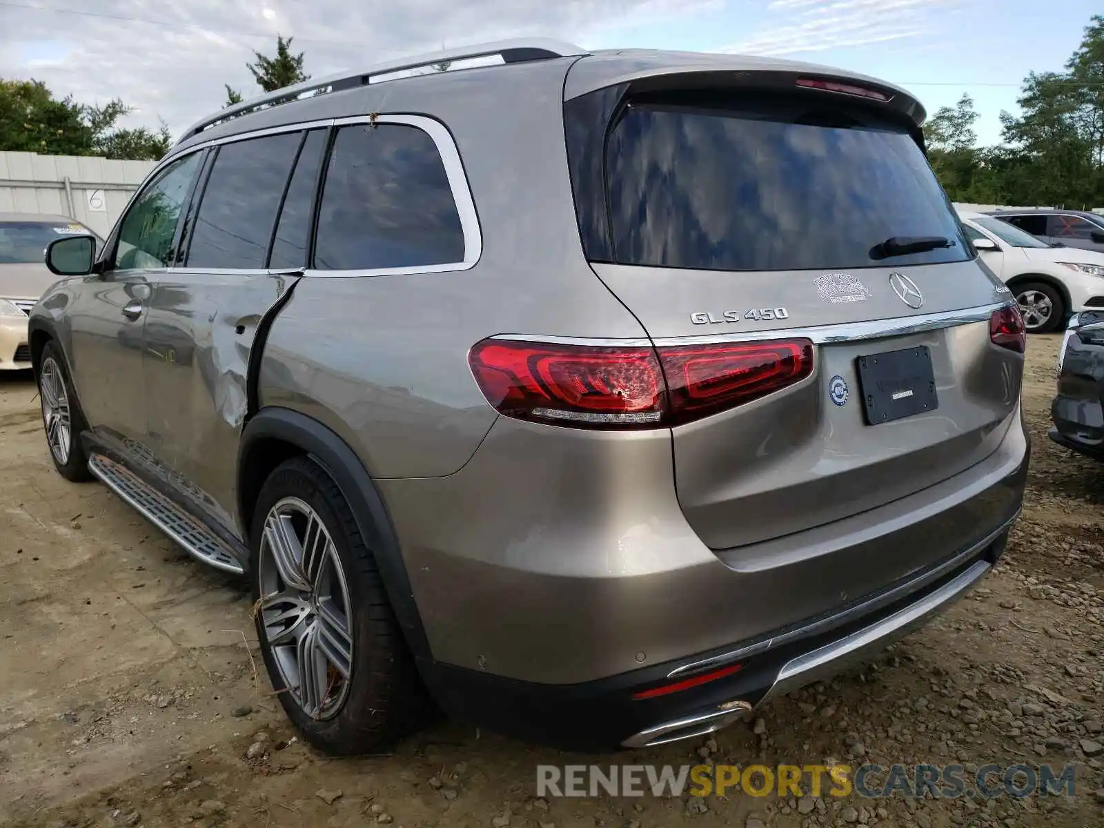 3 Photograph of a damaged car 4JGFF5KE4LA210173 MERCEDES-BENZ GLS-CLASS 2020