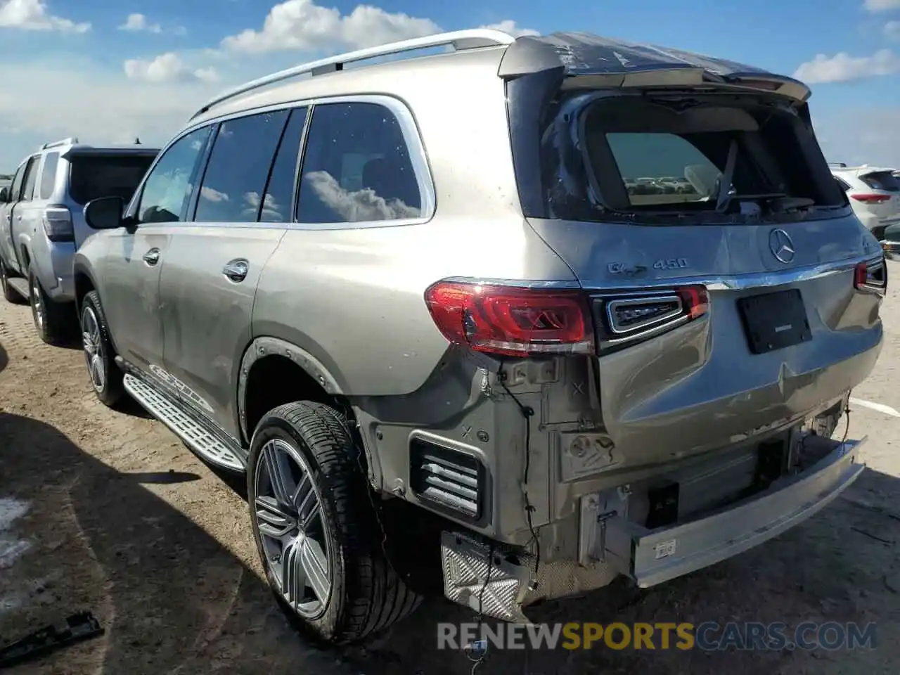 3 Photograph of a damaged car 4JGFF5KE5LA216810 MERCEDES-BENZ GLS-CLASS 2020