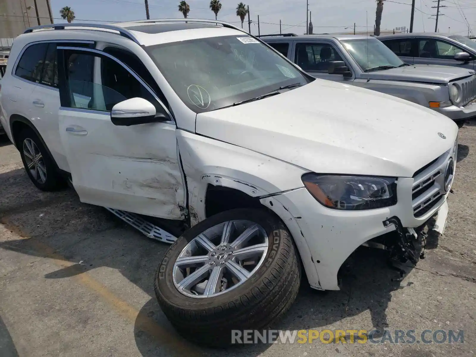 9 Photograph of a damaged car 4JGFF5KE7LA157419 MERCEDES-BENZ GLS-CLASS 2020