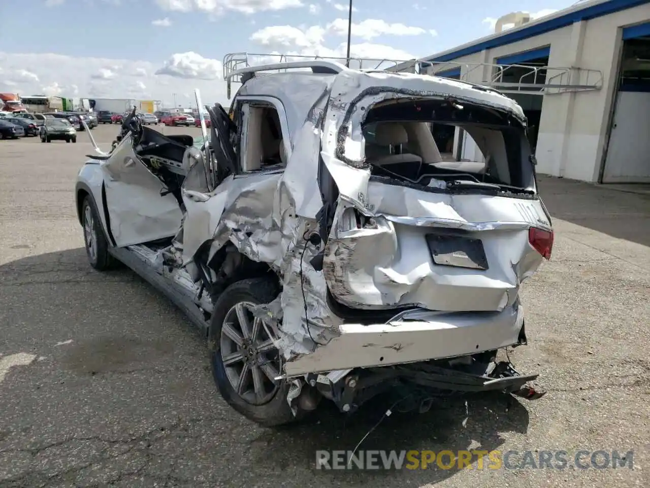 3 Photograph of a damaged car 4JGFF5KE7LA213083 MERCEDES-BENZ GLS-CLASS 2020