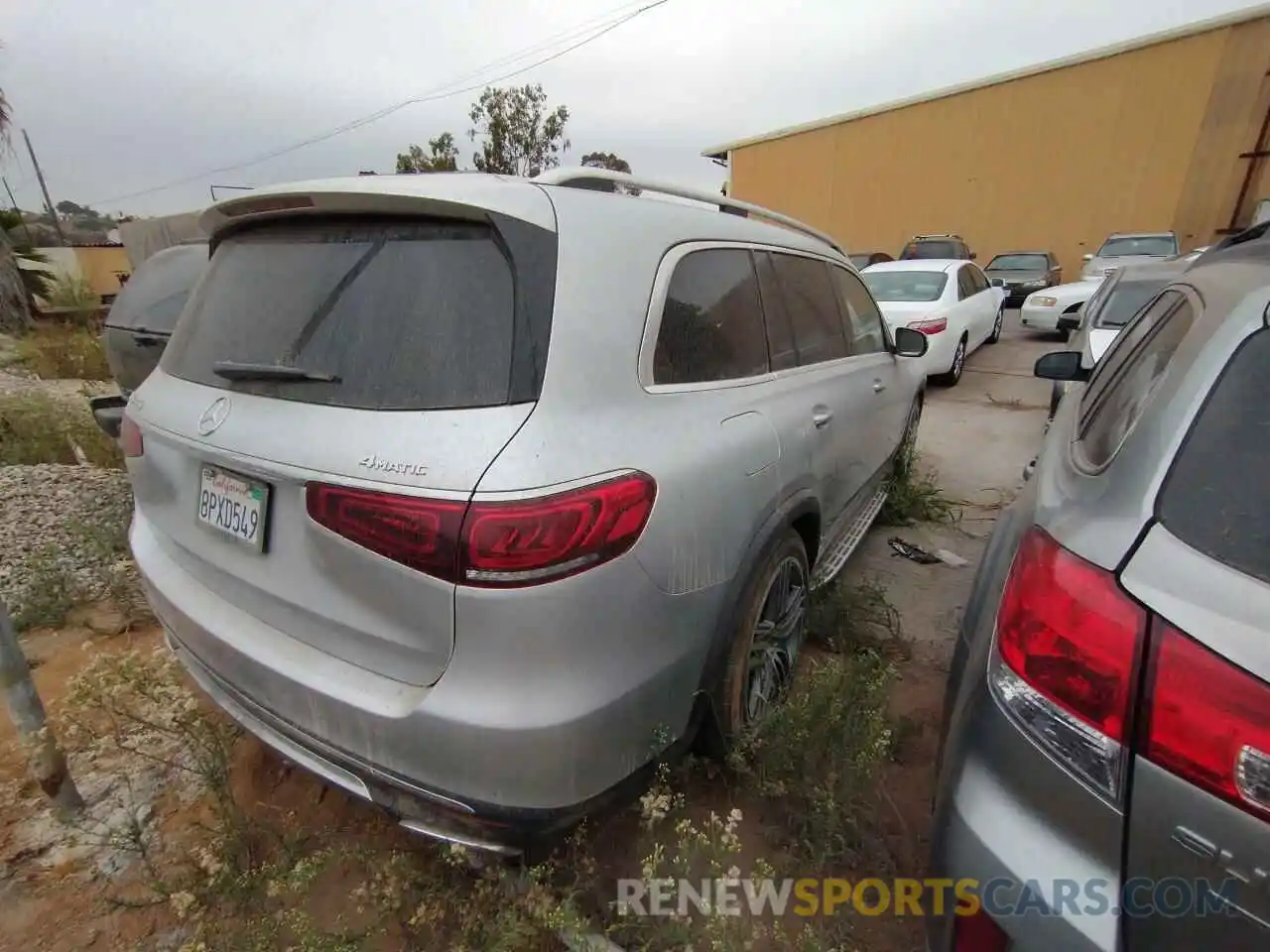 4 Photograph of a damaged car 4JGFF5KE8LA185715 MERCEDES-BENZ GLS-CLASS 2020