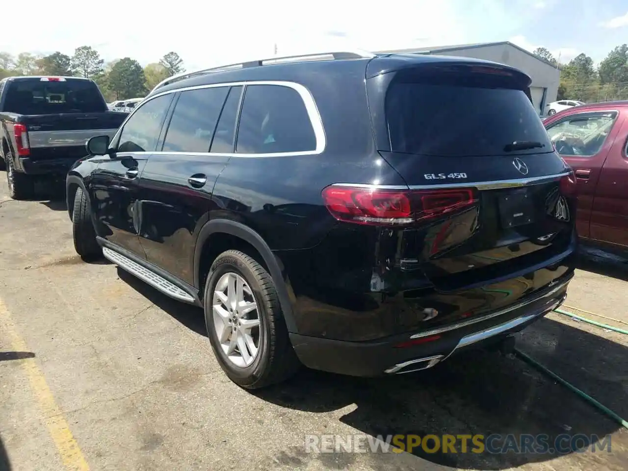 3 Photograph of a damaged car 4JGFF5KE9LA056592 MERCEDES-BENZ GLS-CLASS 2020