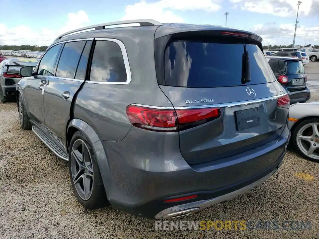 3 Photograph of a damaged car 4JGFF8GE1LA290736 MERCEDES-BENZ GLS-CLASS 2020