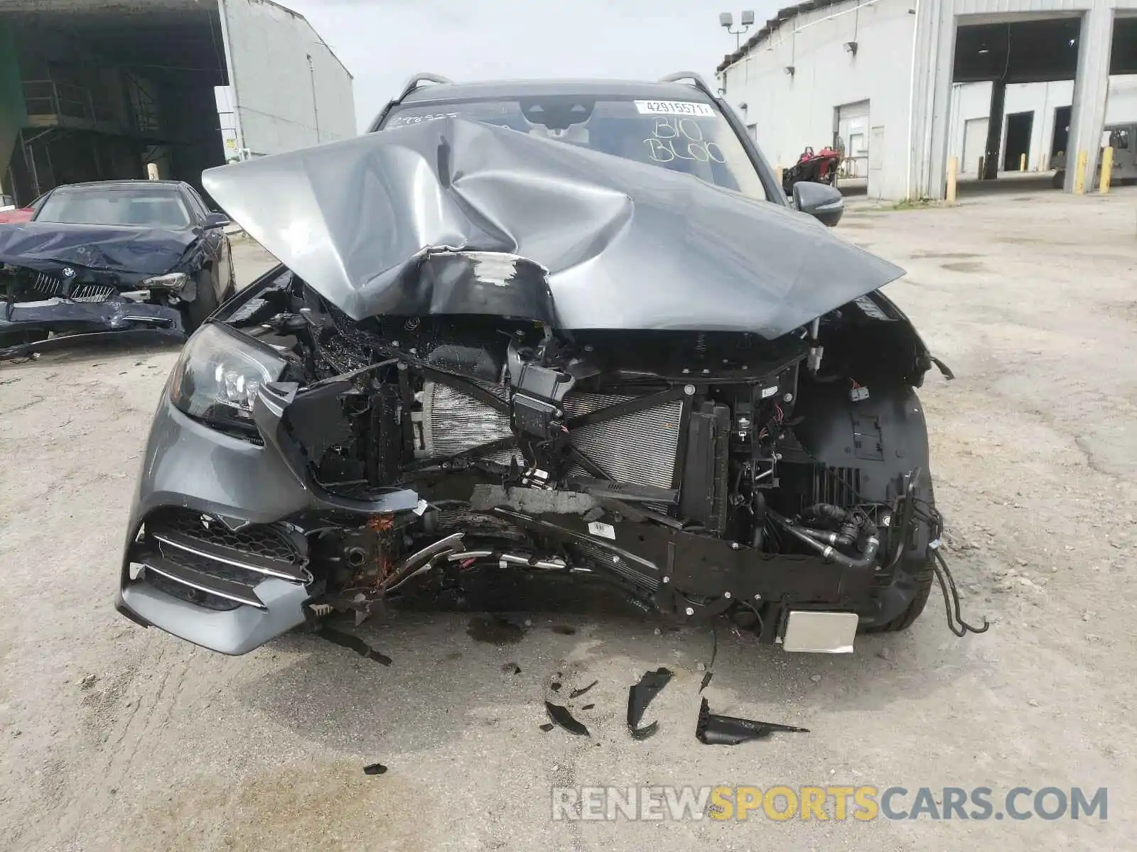 9 Photograph of a damaged car 4JGFF8GE3LA225290 MERCEDES-BENZ GLS-CLASS 2020