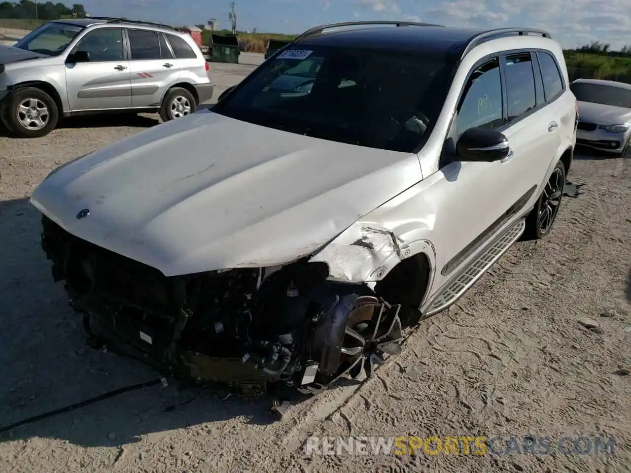 2 Photograph of a damaged car 4JGFF8GE9LA169162 MERCEDES-BENZ GLS-CLASS 2020