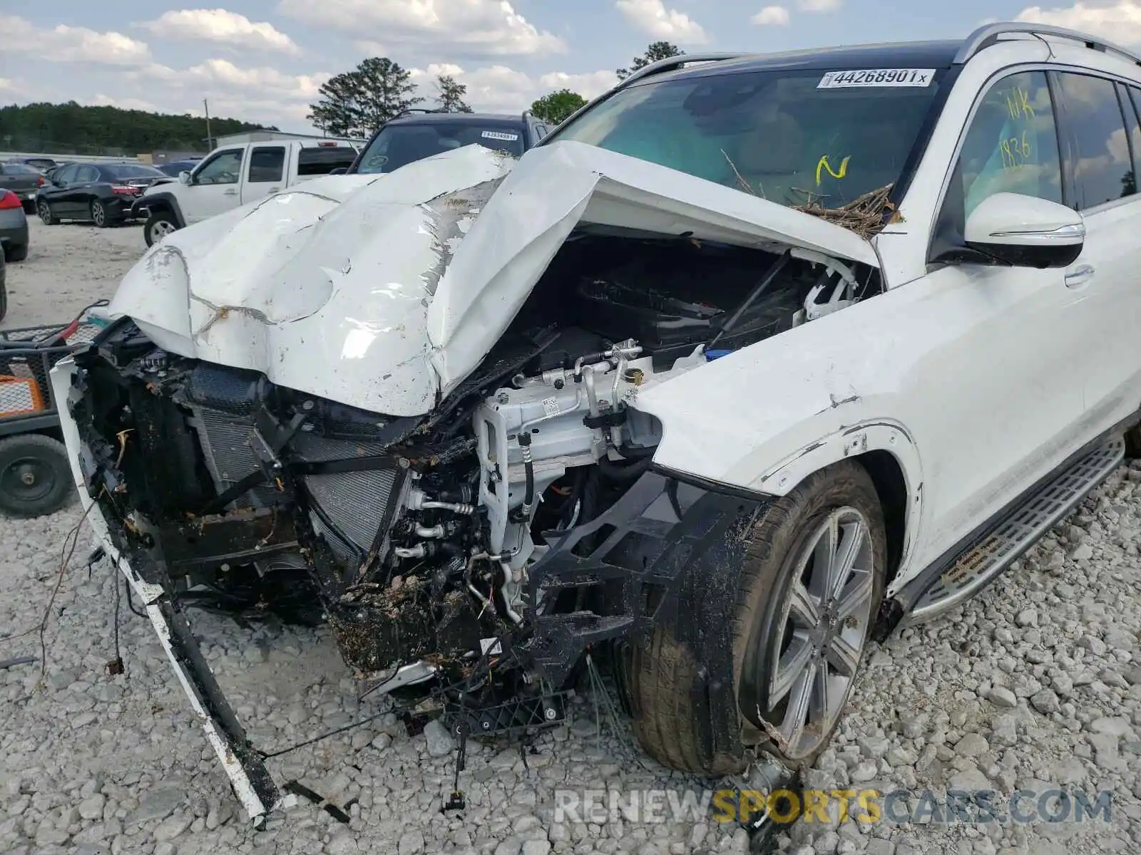 9 Photograph of a damaged car 4JGFF5KE1MA424541 MERCEDES-BENZ GLS-CLASS 2021