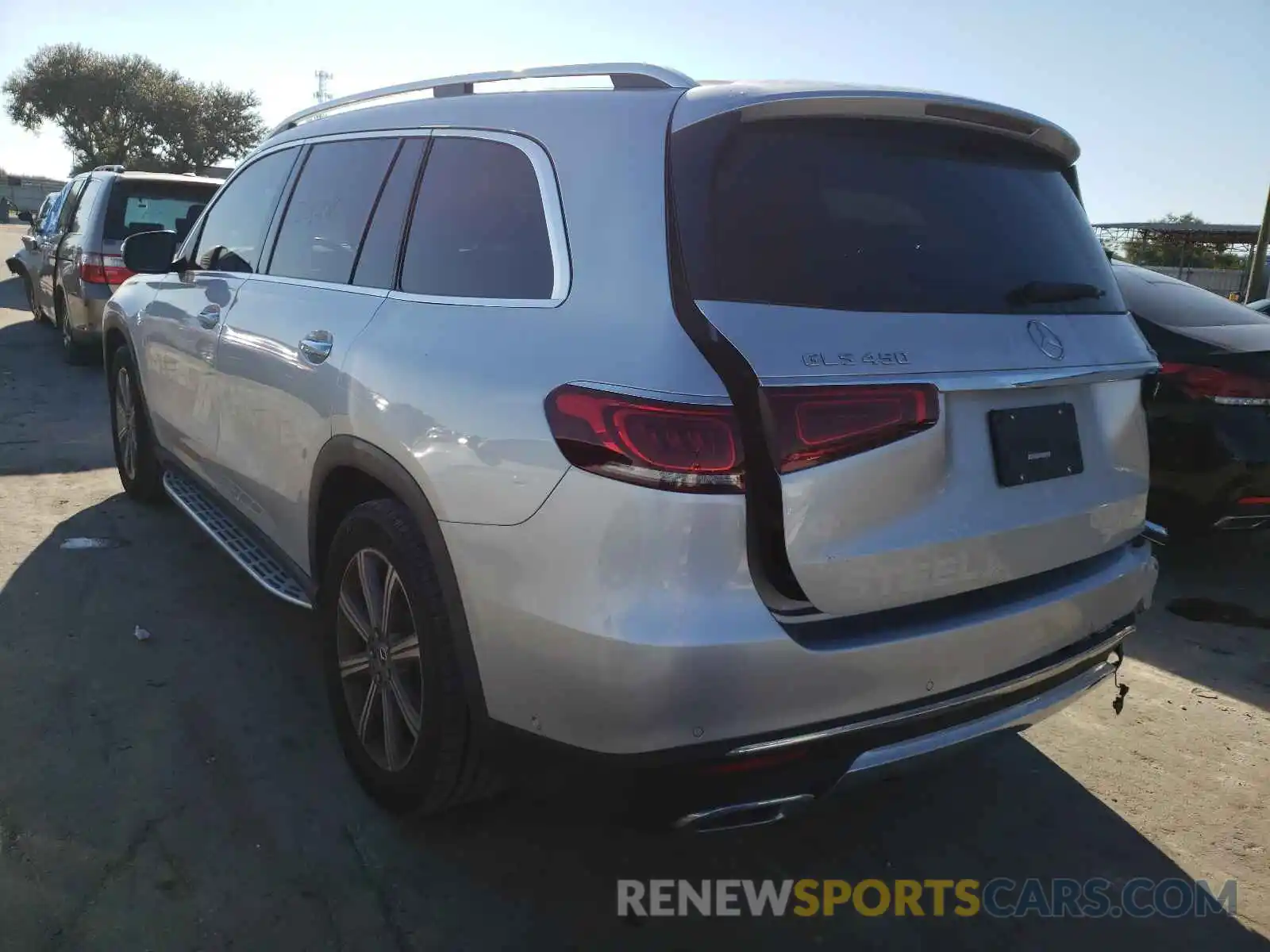 3 Photograph of a damaged car 4JGFF5KE2MA369176 MERCEDES-BENZ GLS-CLASS 2021