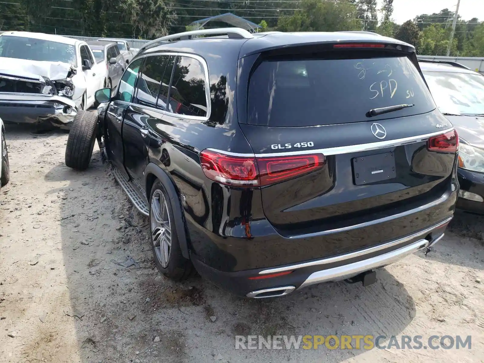 3 Photograph of a damaged car 4JGFF5KE5MA420363 MERCEDES-BENZ GLS-CLASS 2021