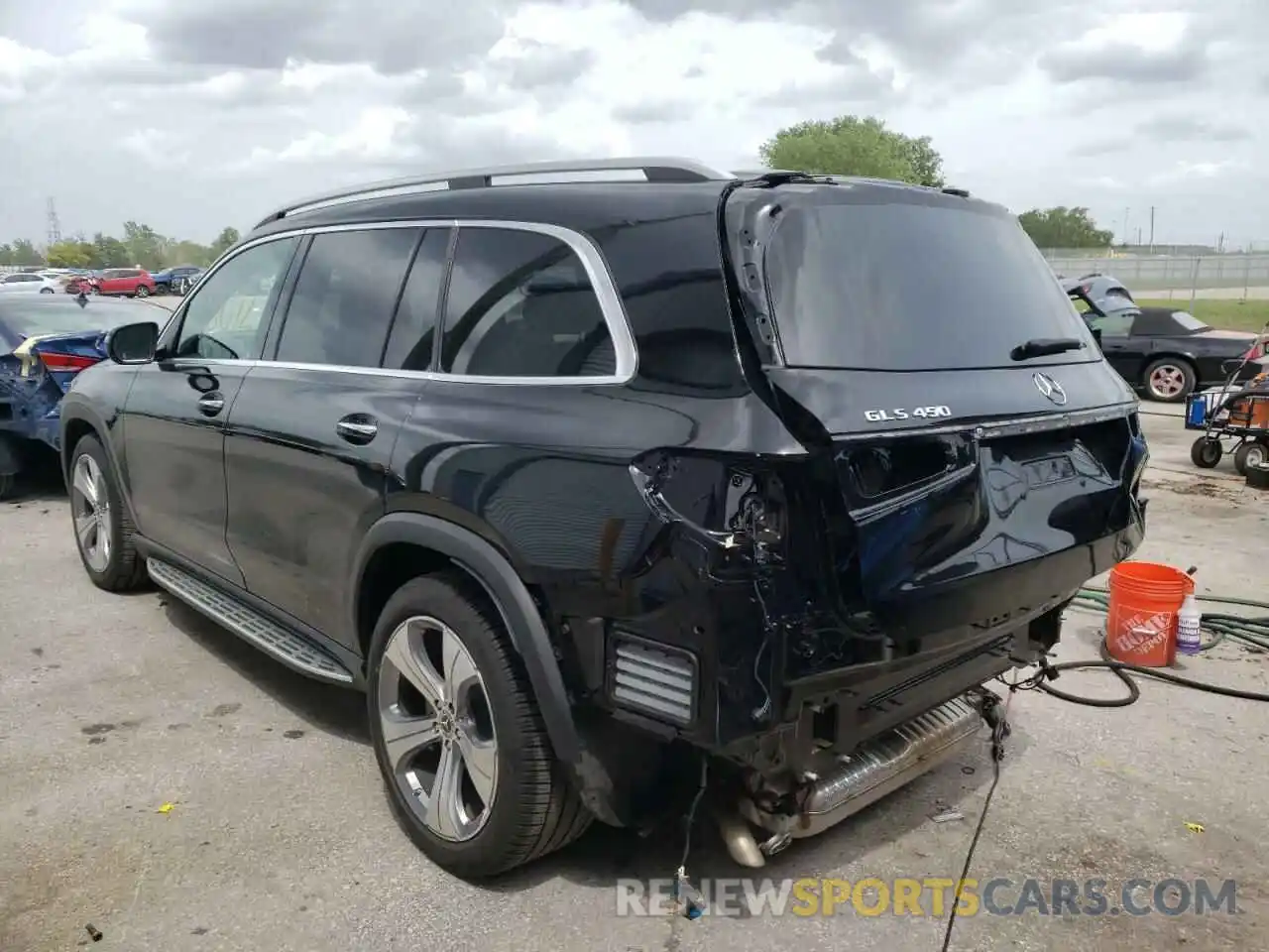 3 Photograph of a damaged car 4JGFF5KE6MA509729 MERCEDES-BENZ GLS-CLASS 2021