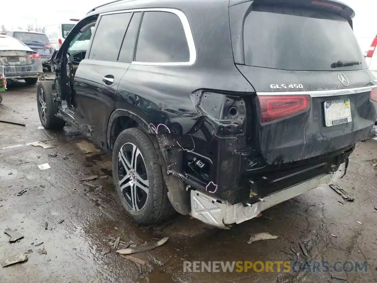 3 Photograph of a damaged car 4JGFF5KE7MA404777 MERCEDES-BENZ GLS-CLASS 2021