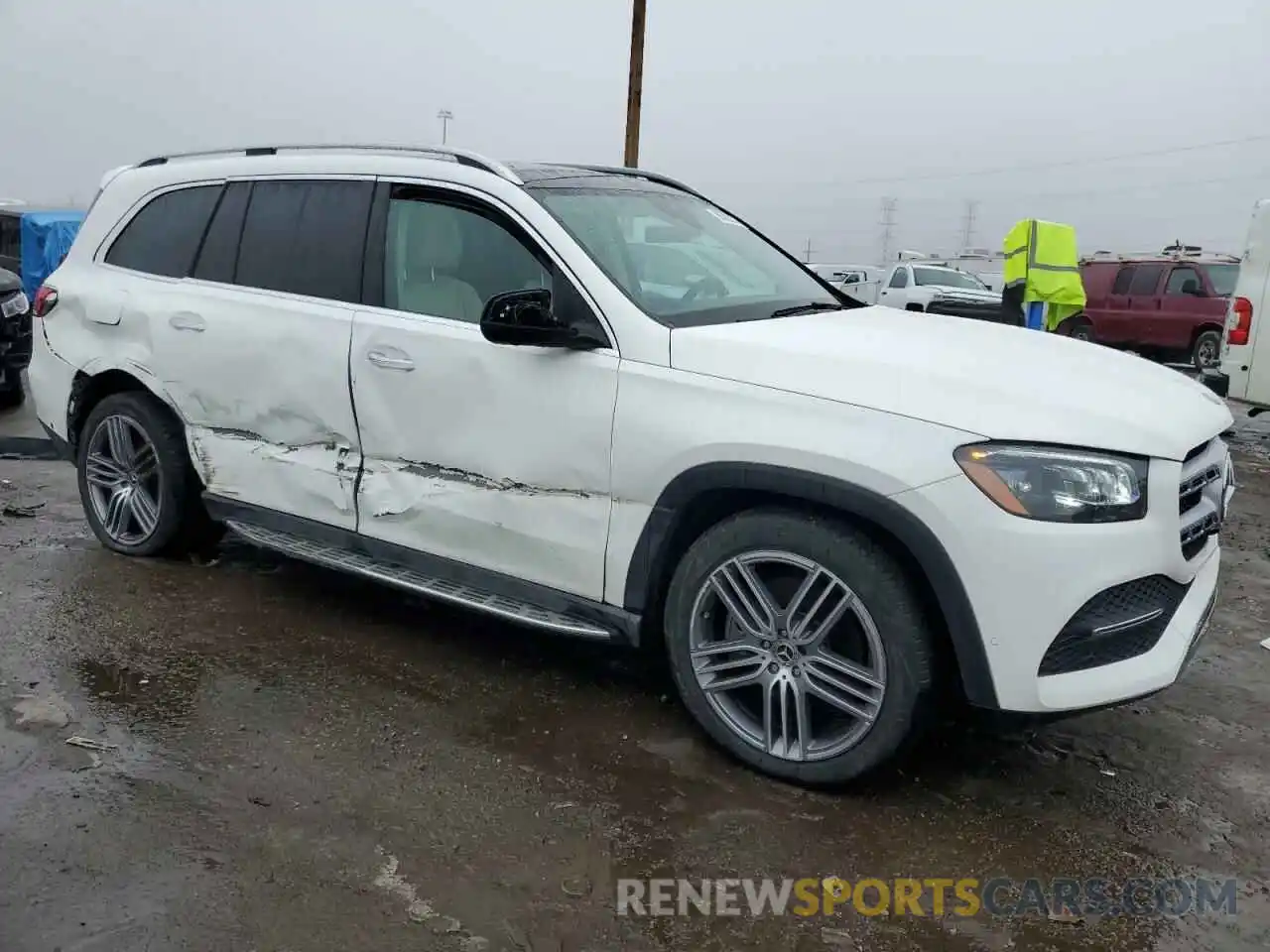 4 Photograph of a damaged car 4JGFF5KE7MA577070 MERCEDES-BENZ GLS-CLASS 2021