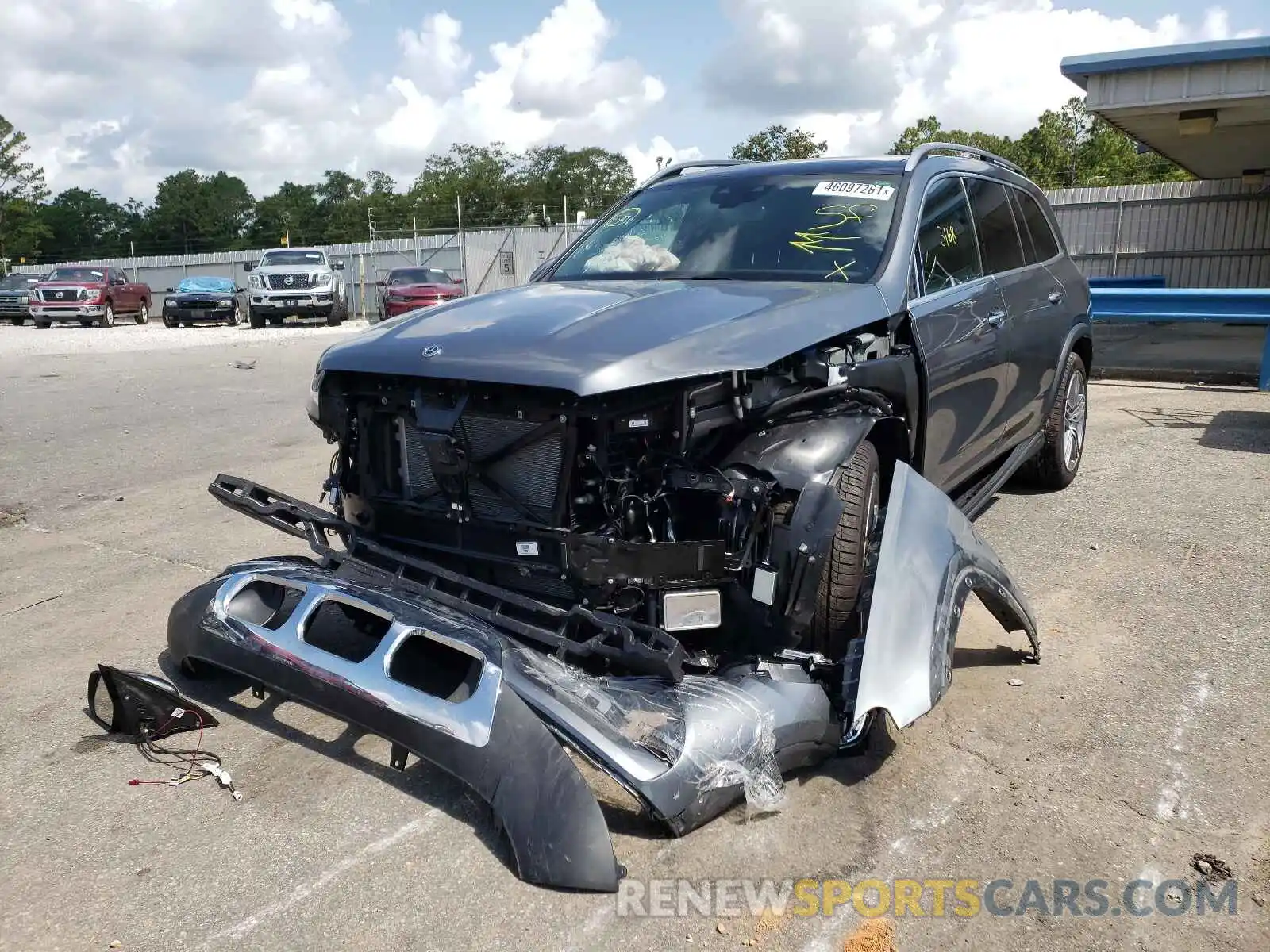 2 Photograph of a damaged car 4JGFF5KE8MA420339 MERCEDES-BENZ GLS-CLASS 2021