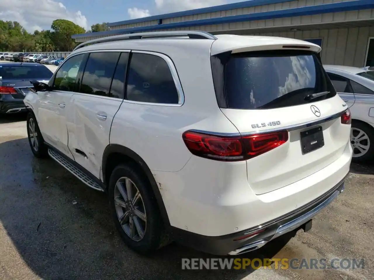 3 Photograph of a damaged car 4JGFF5KE9MA329452 MERCEDES-BENZ GLS-CLASS 2021