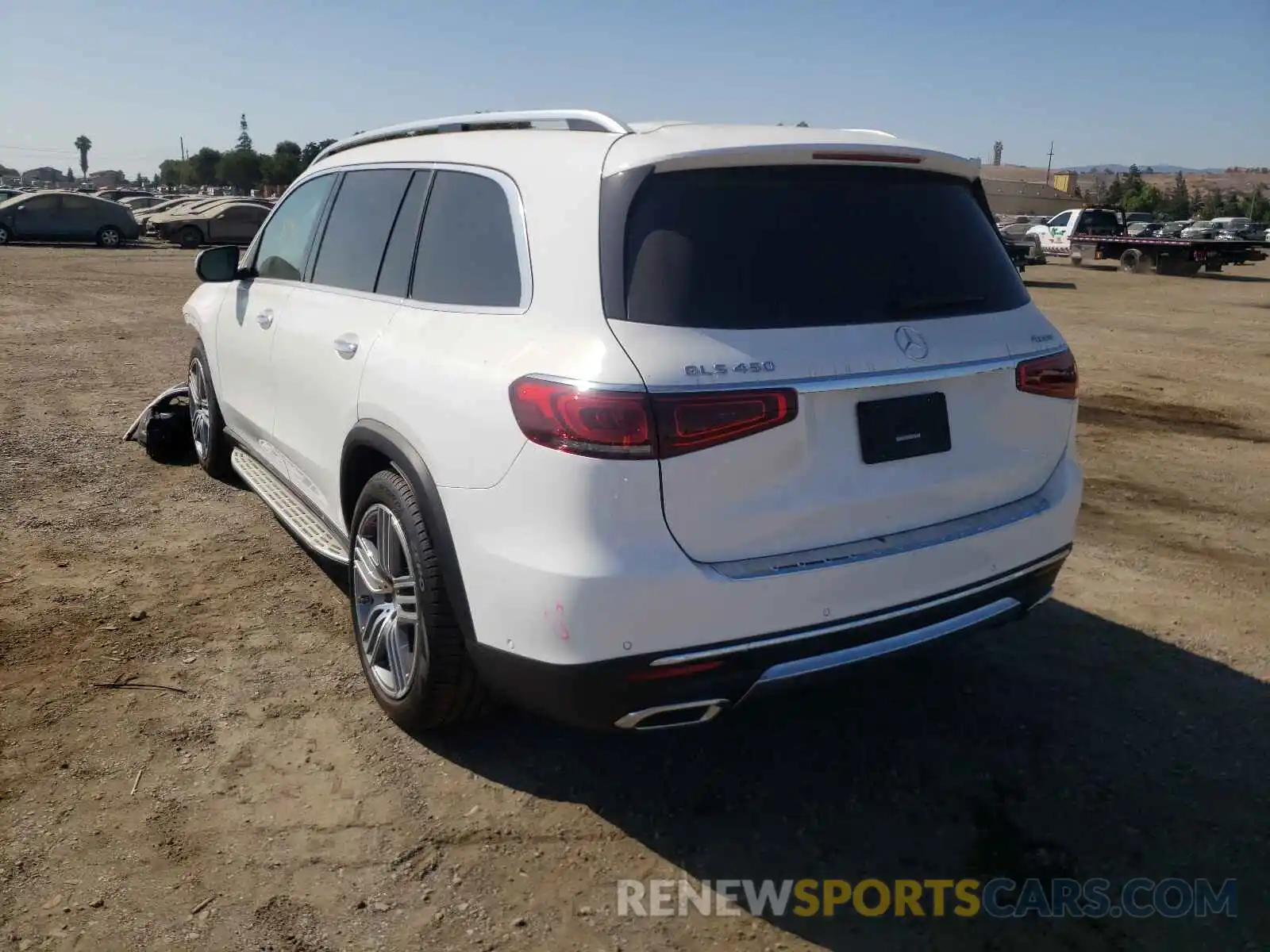 3 Photograph of a damaged car 4JGFF5KE9MA401766 MERCEDES-BENZ GLS-CLASS 2021