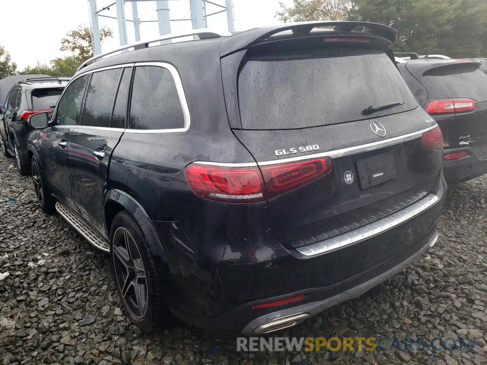 3 Photograph of a damaged car 4JGFF8GE5MA397371 MERCEDES-BENZ GLS-CLASS 2021