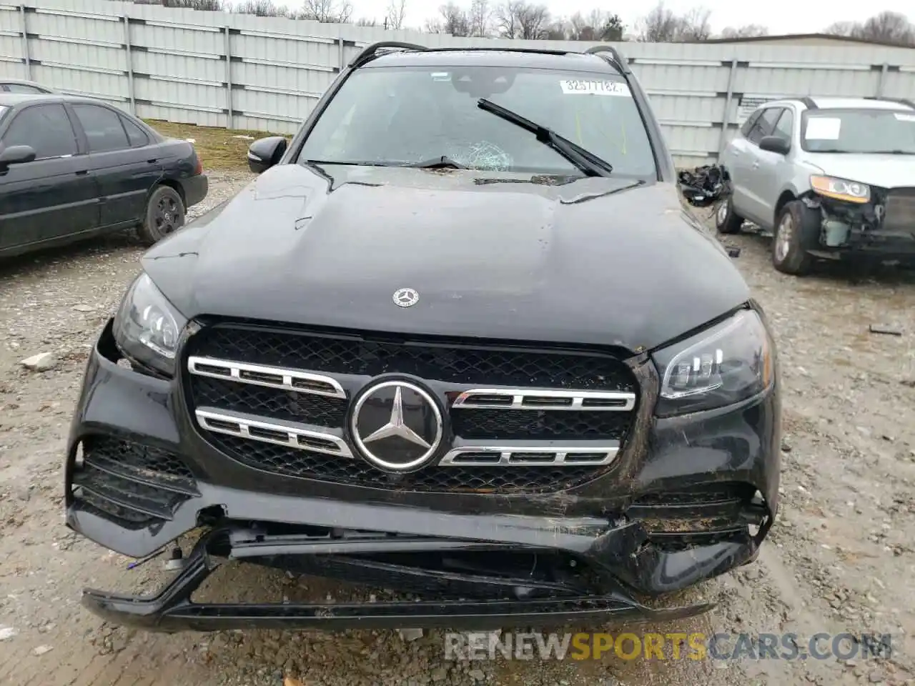 9 Photograph of a damaged car 4JGFF8GE7MA411044 MERCEDES-BENZ GLS-CLASS 2021