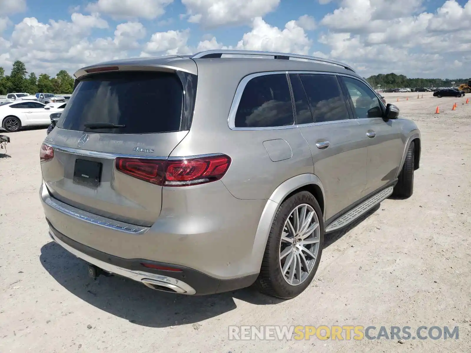 4 Photograph of a damaged car 4JGFF8GE8MA390592 MERCEDES-BENZ GLS-CLASS 2021