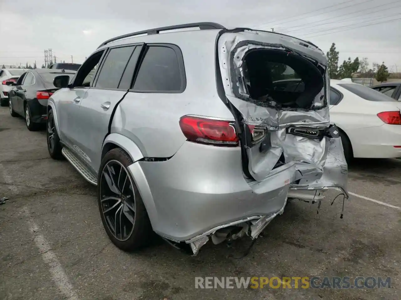 3 Photograph of a damaged car 4JGFF8GE8MA439757 MERCEDES-BENZ GLS-CLASS 2021