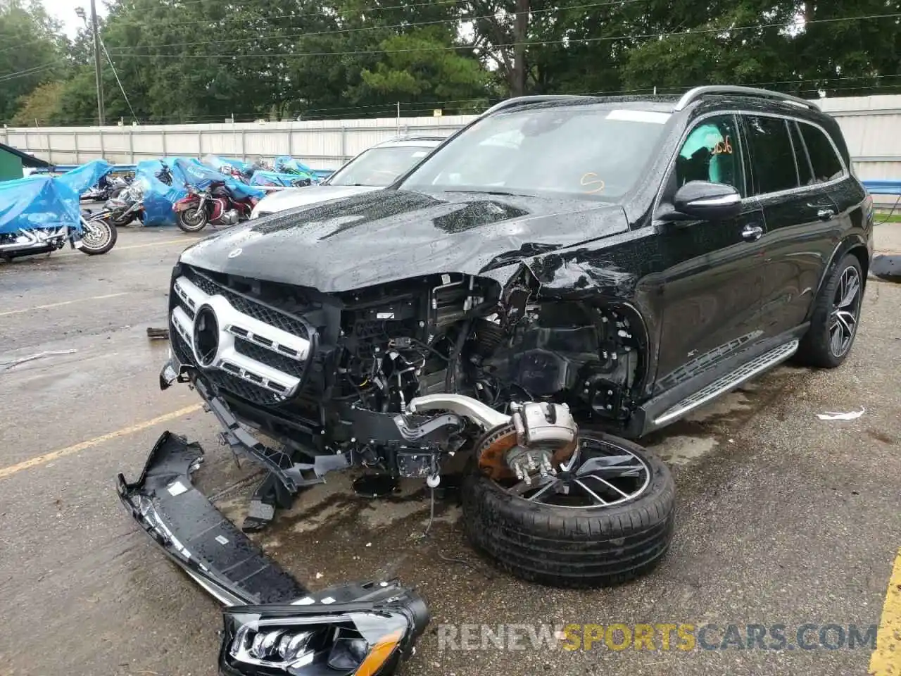 2 Photograph of a damaged car 4JGFF5KE1NA612364 MERCEDES-BENZ GLS-CLASS 2022