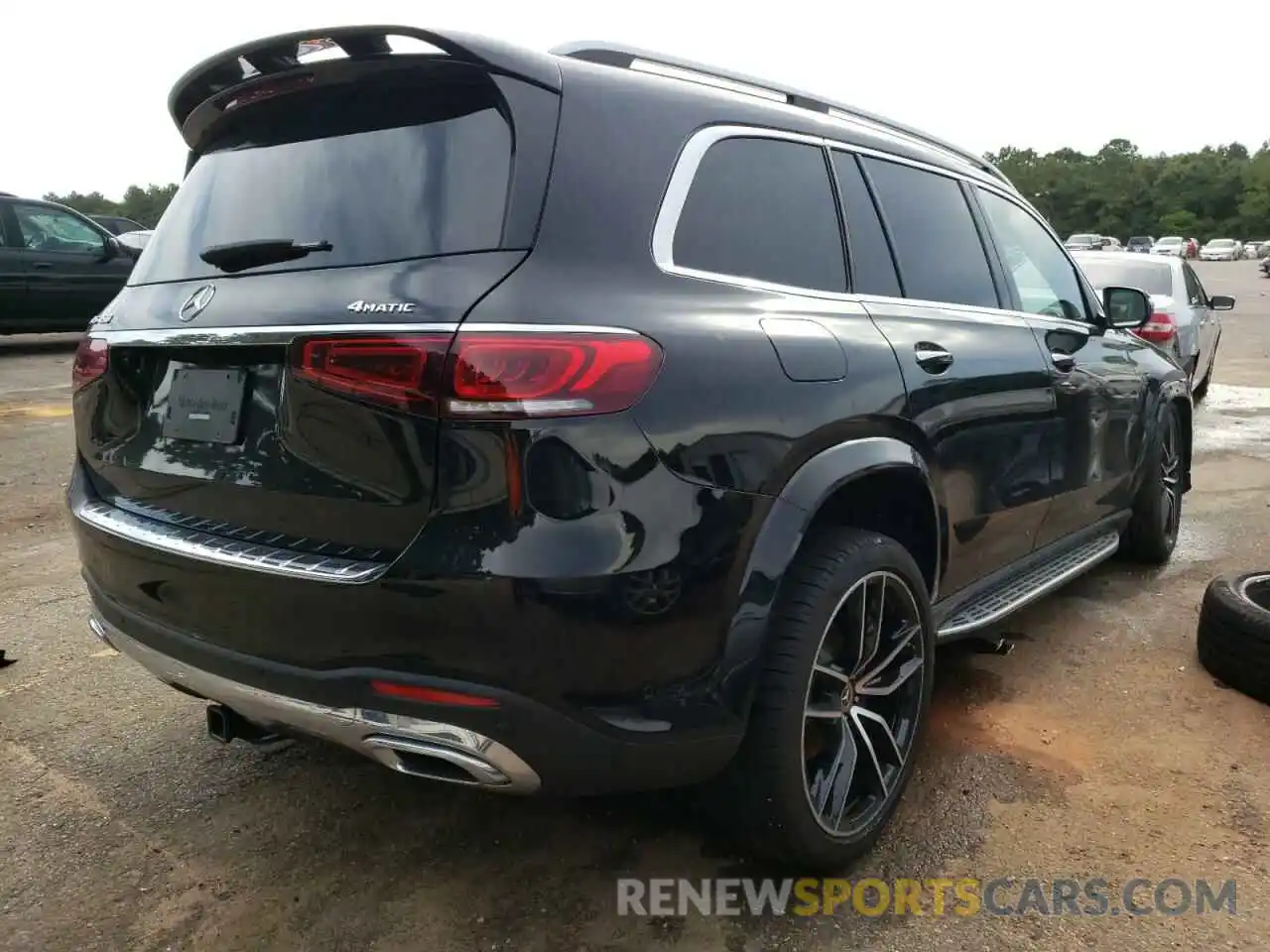 4 Photograph of a damaged car 4JGFF5KE1NA612364 MERCEDES-BENZ GLS-CLASS 2022