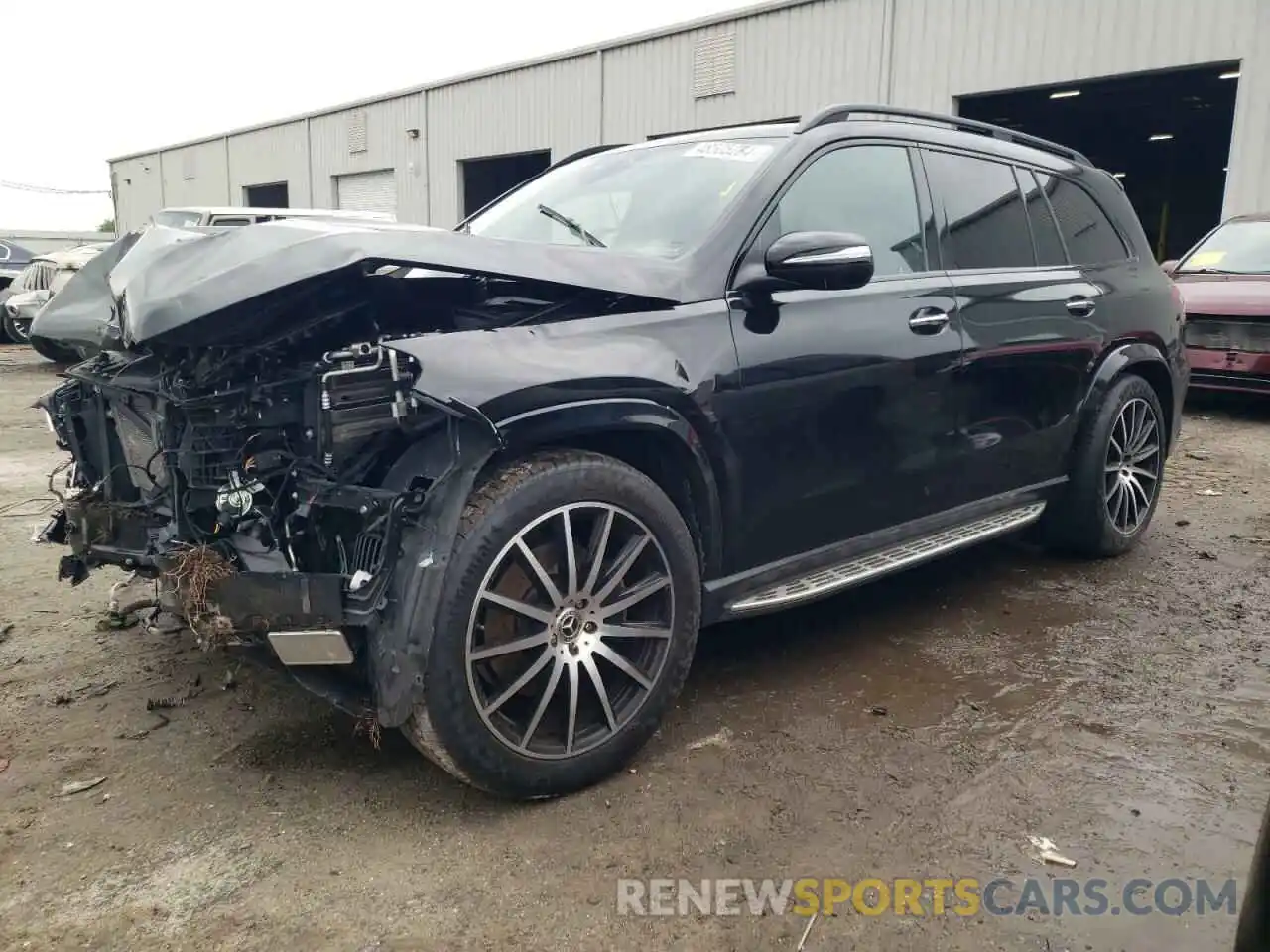 1 Photograph of a damaged car 4JGFF5KE1NA660141 MERCEDES-BENZ GLS-CLASS 2022