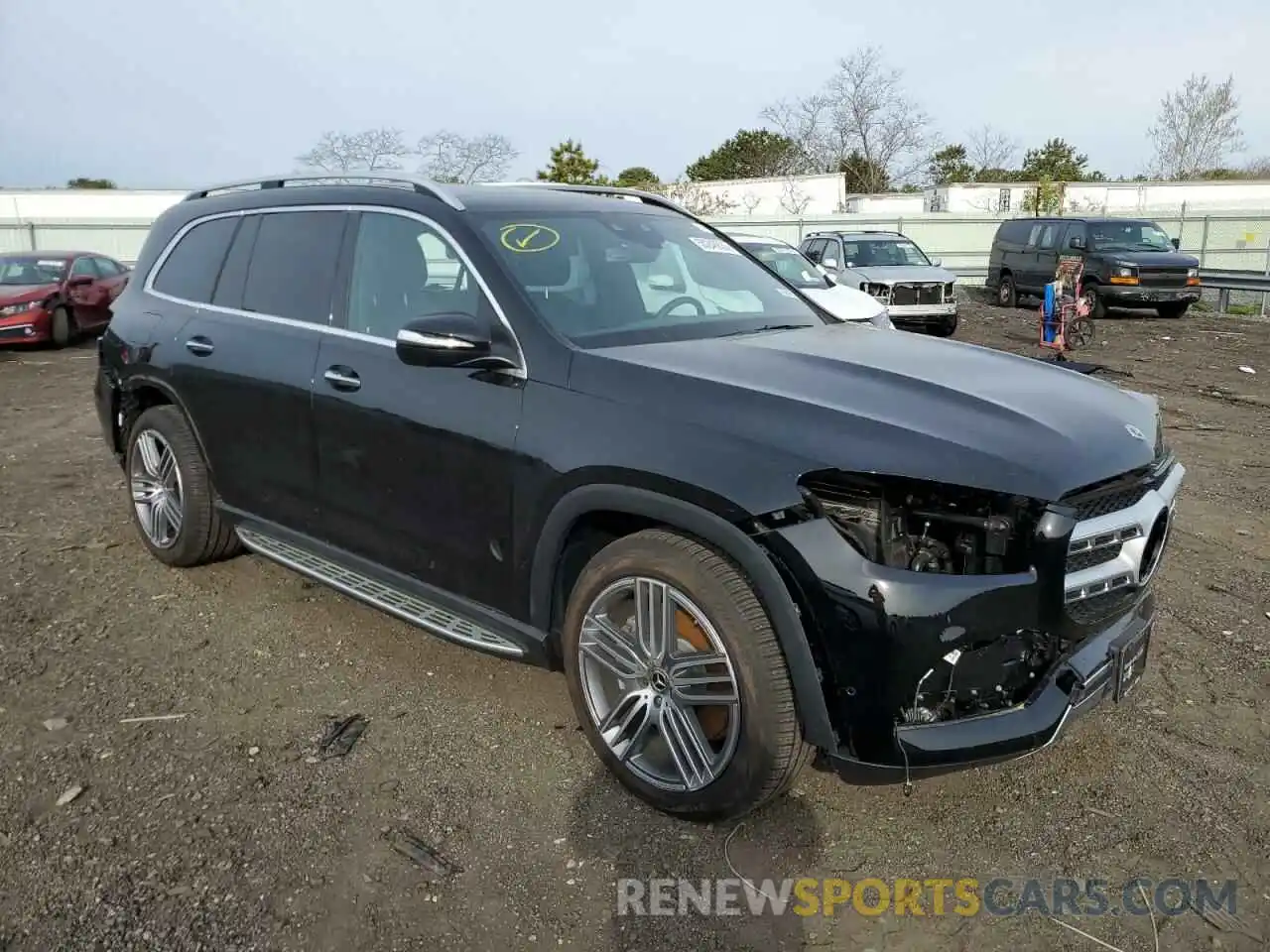 4 Photograph of a damaged car 4JGFF5KE4NA710045 MERCEDES-BENZ GLS-CLASS 2022