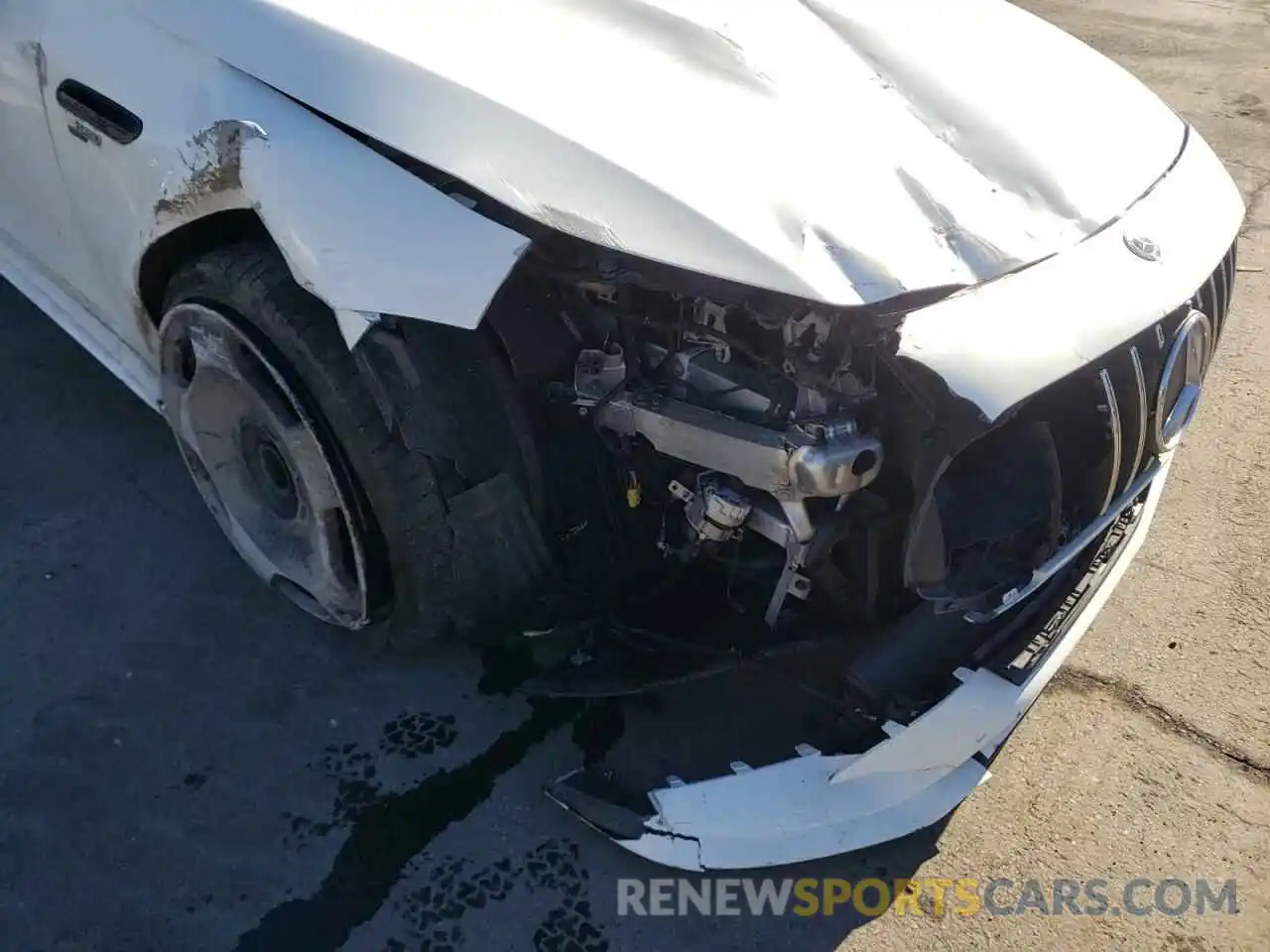 9 Photograph of a damaged car WDD7X6BB0KA006671 MERCEDES-BENZ GT-CLASS 2019