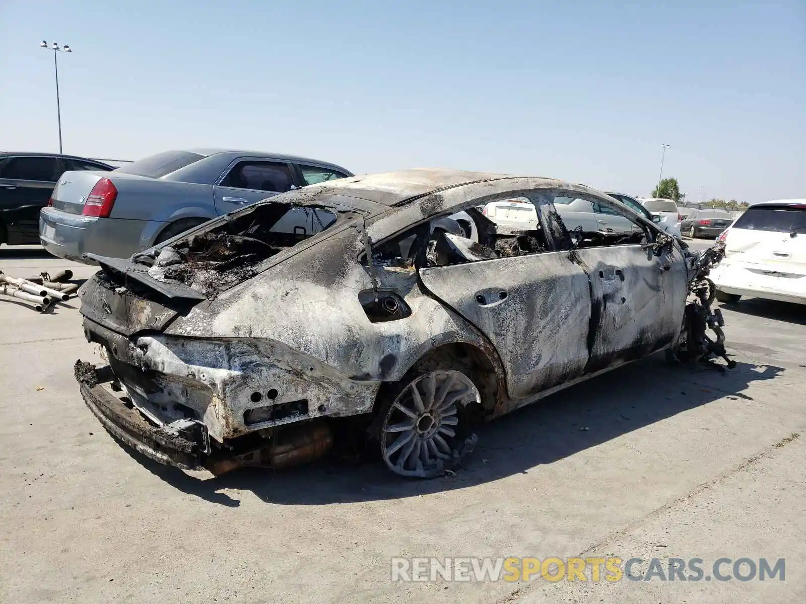 4 Photograph of a damaged car WDD7X6BB3KA008091 MERCEDES-BENZ GT-CLASS 2019