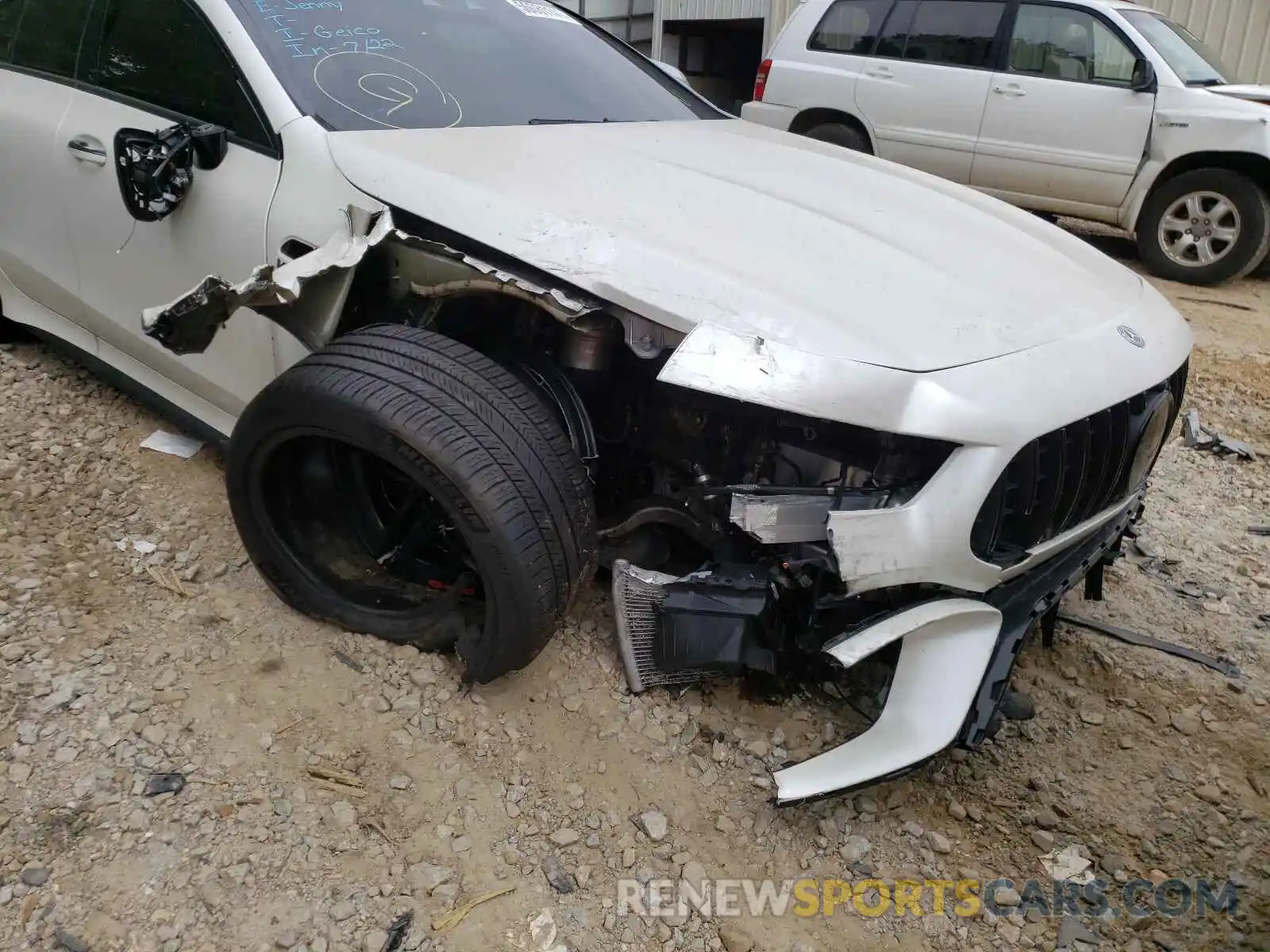 9 Photograph of a damaged car WDD7X8JBXKA001961 MERCEDES-BENZ GT-CLASS 2019