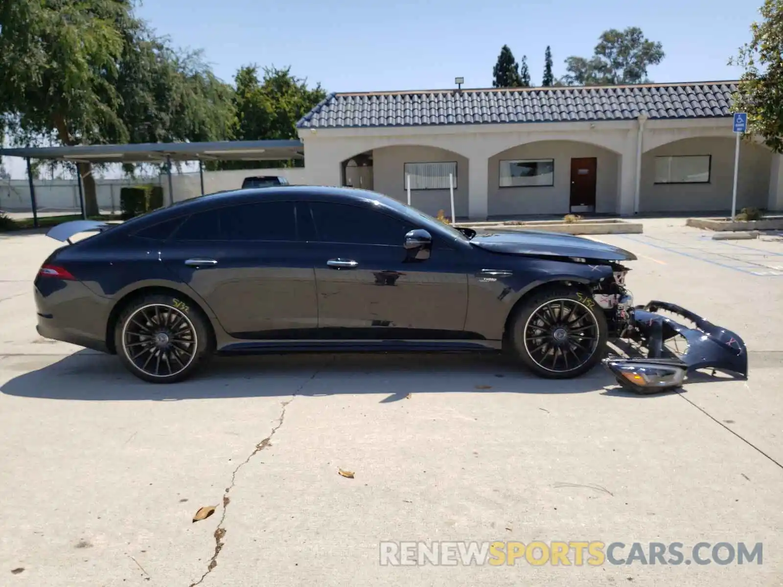 1 Photograph of a damaged car W1K7X6BB4LA031736 MERCEDES-BENZ GT-CLASS 2020