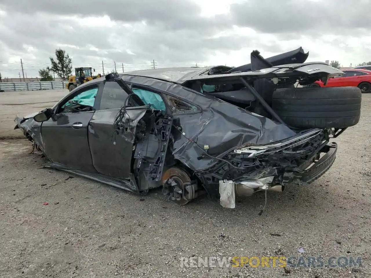 2 Photograph of a damaged car WDD7X6BB3LA010912 MERCEDES-BENZ GT-CLASS 2020