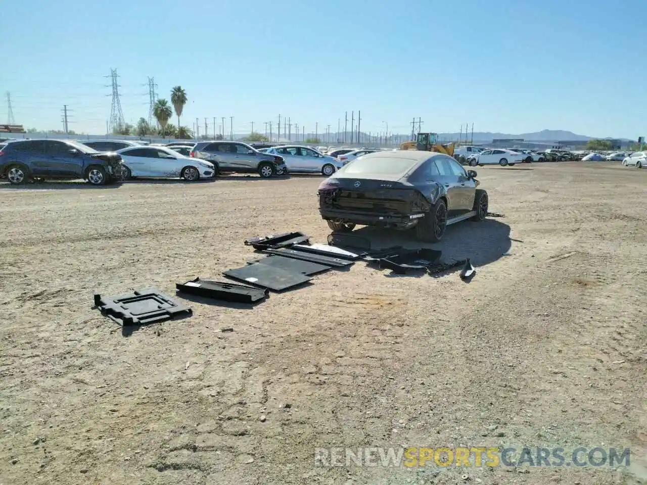 4 Photograph of a damaged car WDD7X8JB7LA012613 MERCEDES-BENZ GT-CLASS 2020