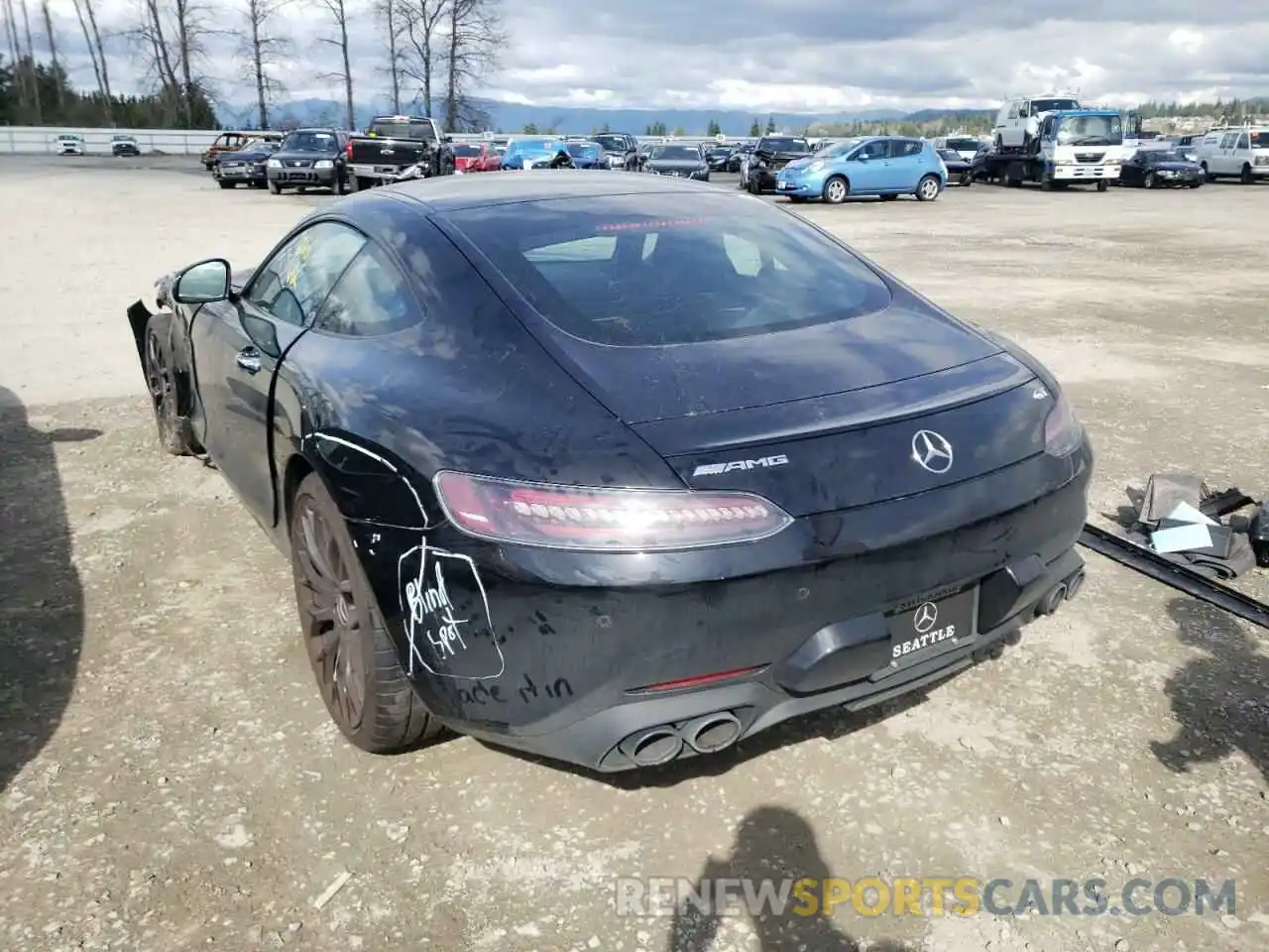 3 Photograph of a damaged car W1KYJ8CA4MA043295 MERCEDES-BENZ GT-CLASS 2021