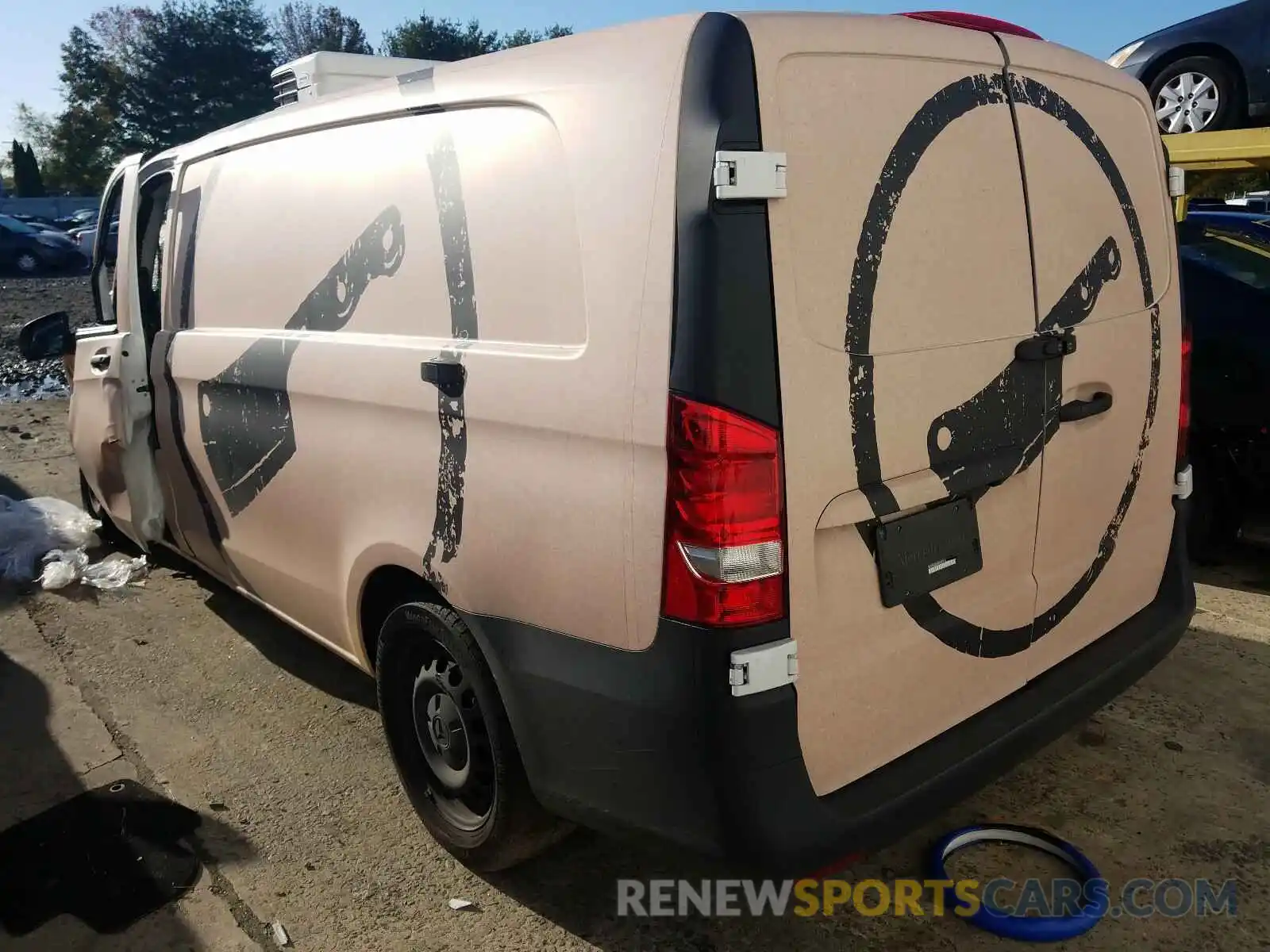 3 Photograph of a damaged car WD3PG3EA9K3581927 MERCEDES-BENZ METRIS 2019