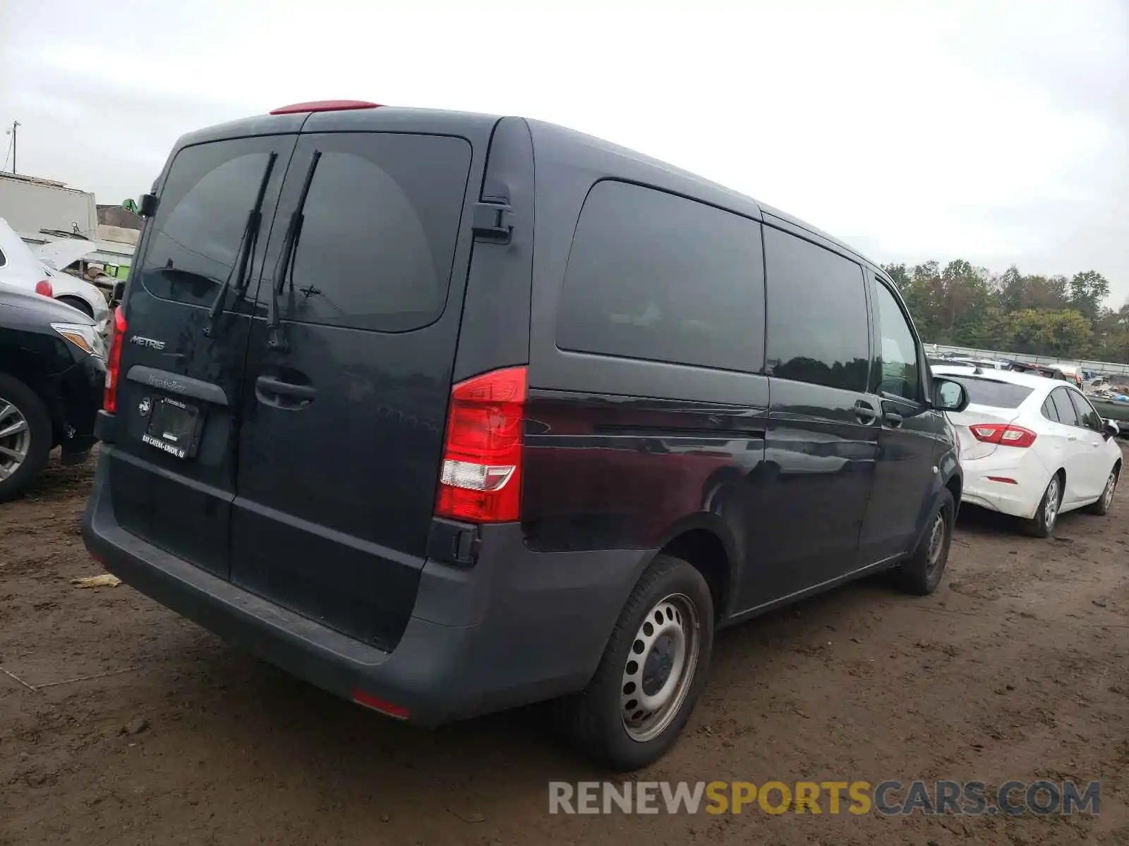 4 Фотография поврежденного автомобиля WD4PG2EE1K3555024 MERCEDES-BENZ METRIS 2019