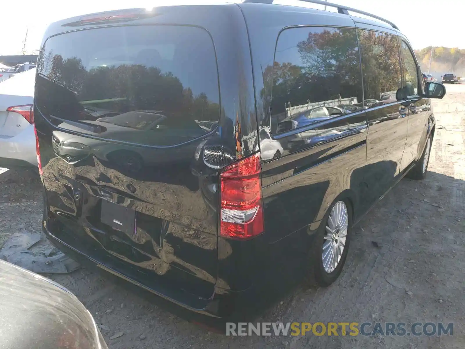 4 Photograph of a damaged car WD4PG2EE3K3584573 MERCEDES-BENZ METRIS 2019