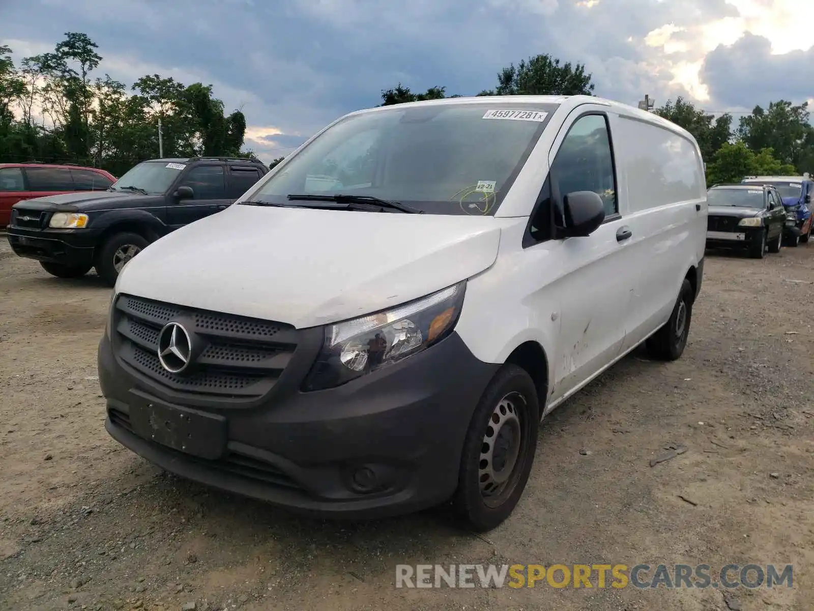 2 Фотография поврежденного автомобиля W1YV0BEY5L3713572 MERCEDES-BENZ METRIS 2020