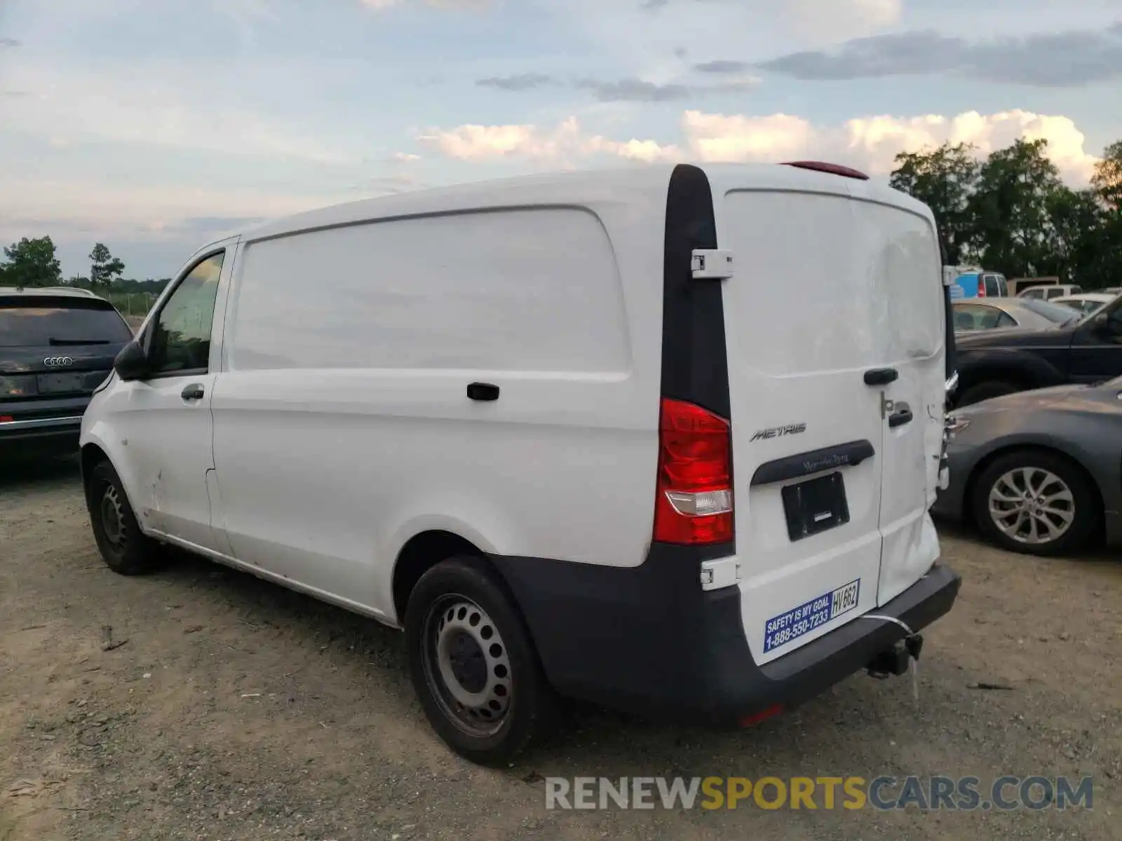 3 Фотография поврежденного автомобиля W1YV0BEY5L3713572 MERCEDES-BENZ METRIS 2020