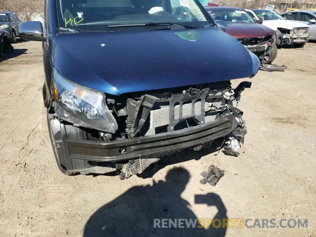 9 Photograph of a damaged car W1YV0CEY2L3689477 MERCEDES-BENZ METRIS 2020