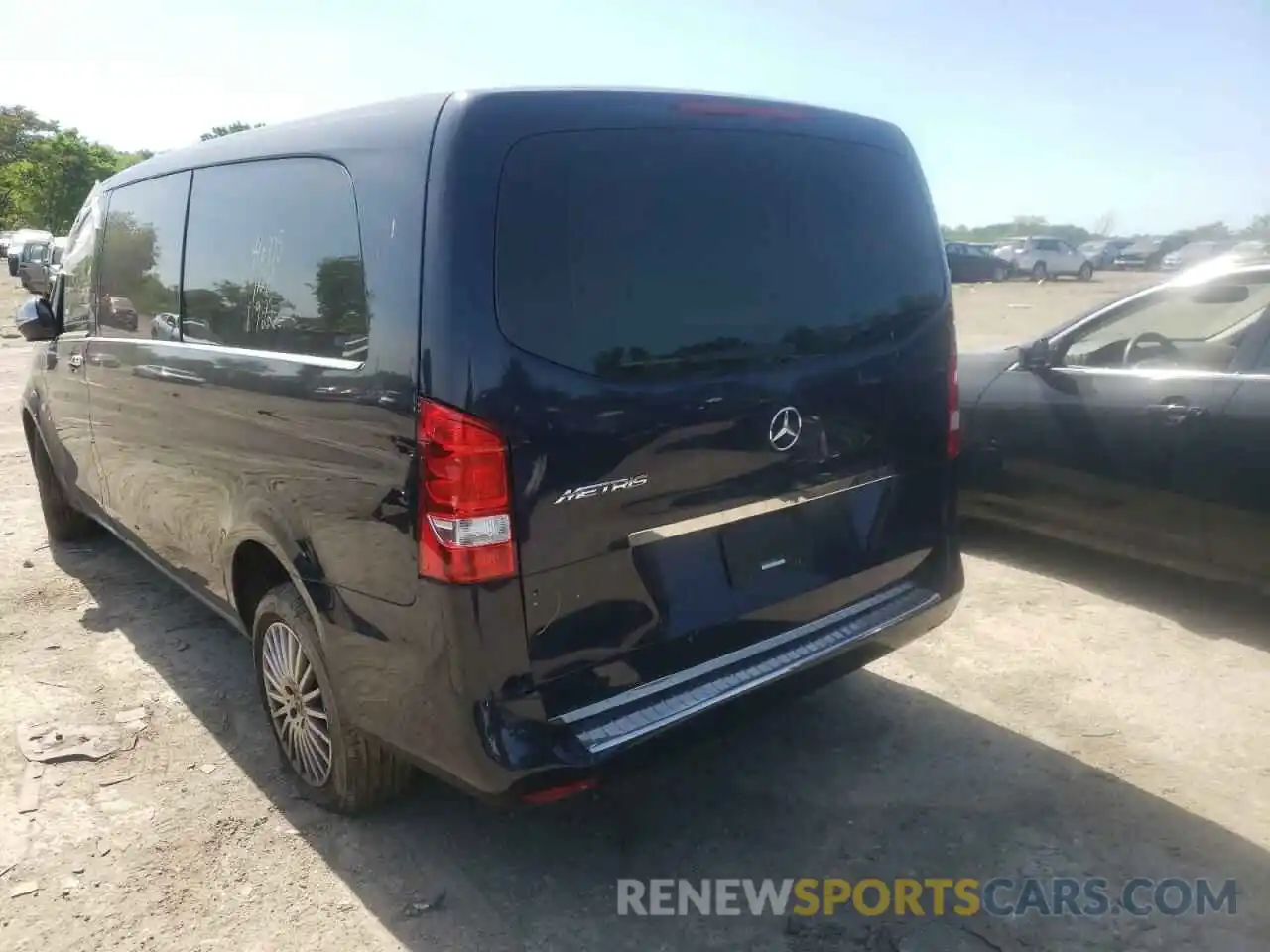 3 Photograph of a damaged car W1YV0CEY4L3684927 MERCEDES-BENZ METRIS 2020