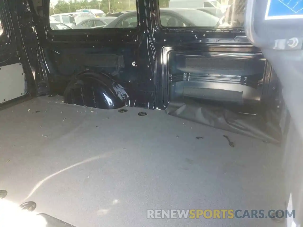 6 Photograph of a damaged car W1YV0CEY4L3684927 MERCEDES-BENZ METRIS 2020