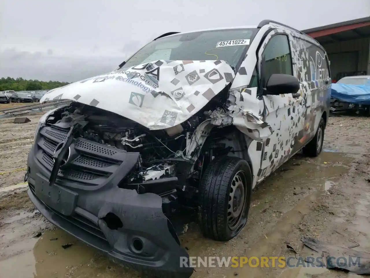 2 Photograph of a damaged car WD3PG2EA2L3681752 MERCEDES-BENZ METRIS 2020