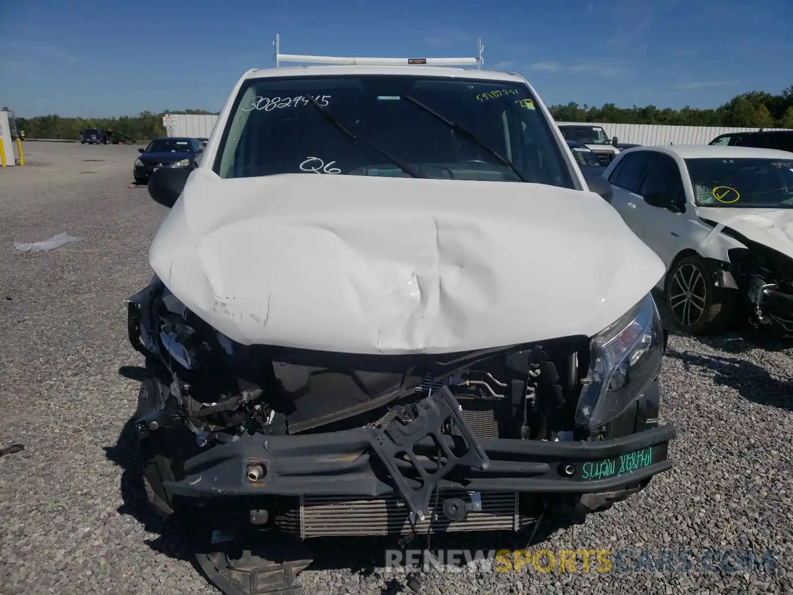 9 Photograph of a damaged car WD3PG2EA8L3661960 MERCEDES-BENZ METRIS 2020