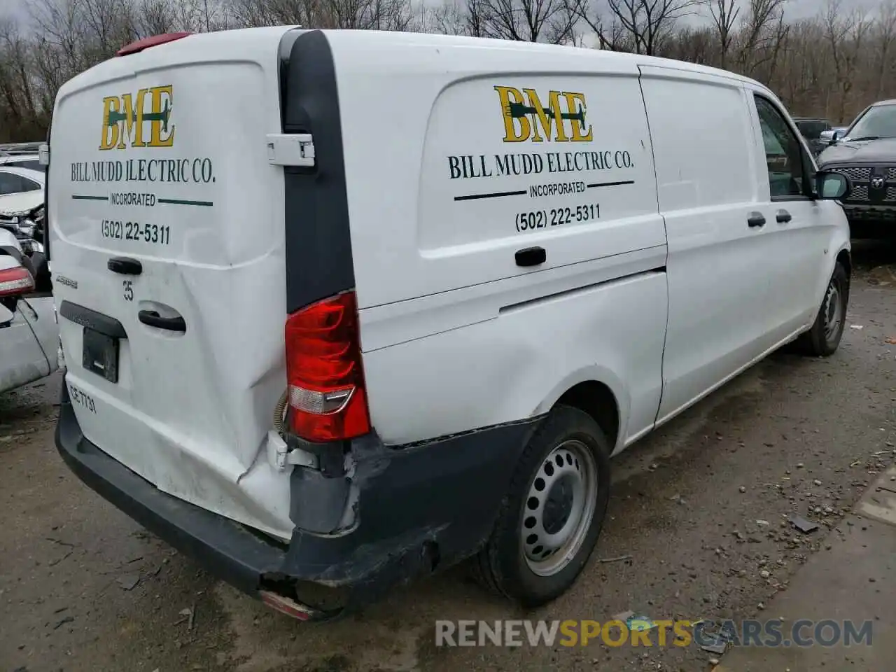 4 Photograph of a damaged car WD3PG3EA2L3658624 MERCEDES-BENZ METRIS 2020