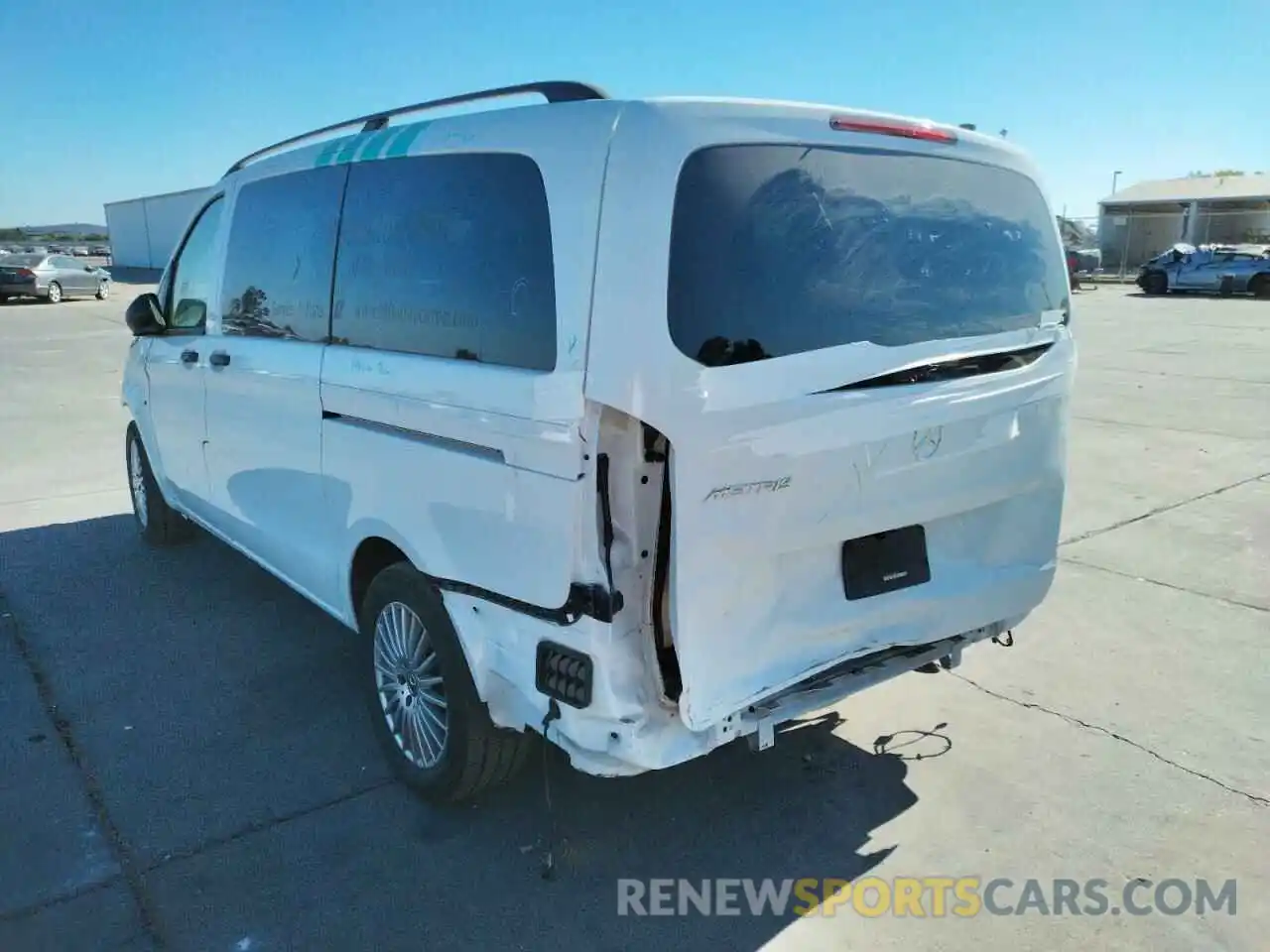 3 Фотография поврежденного автомобиля W1WV0FEY4M3851749 MERCEDES-BENZ METRIS 2021